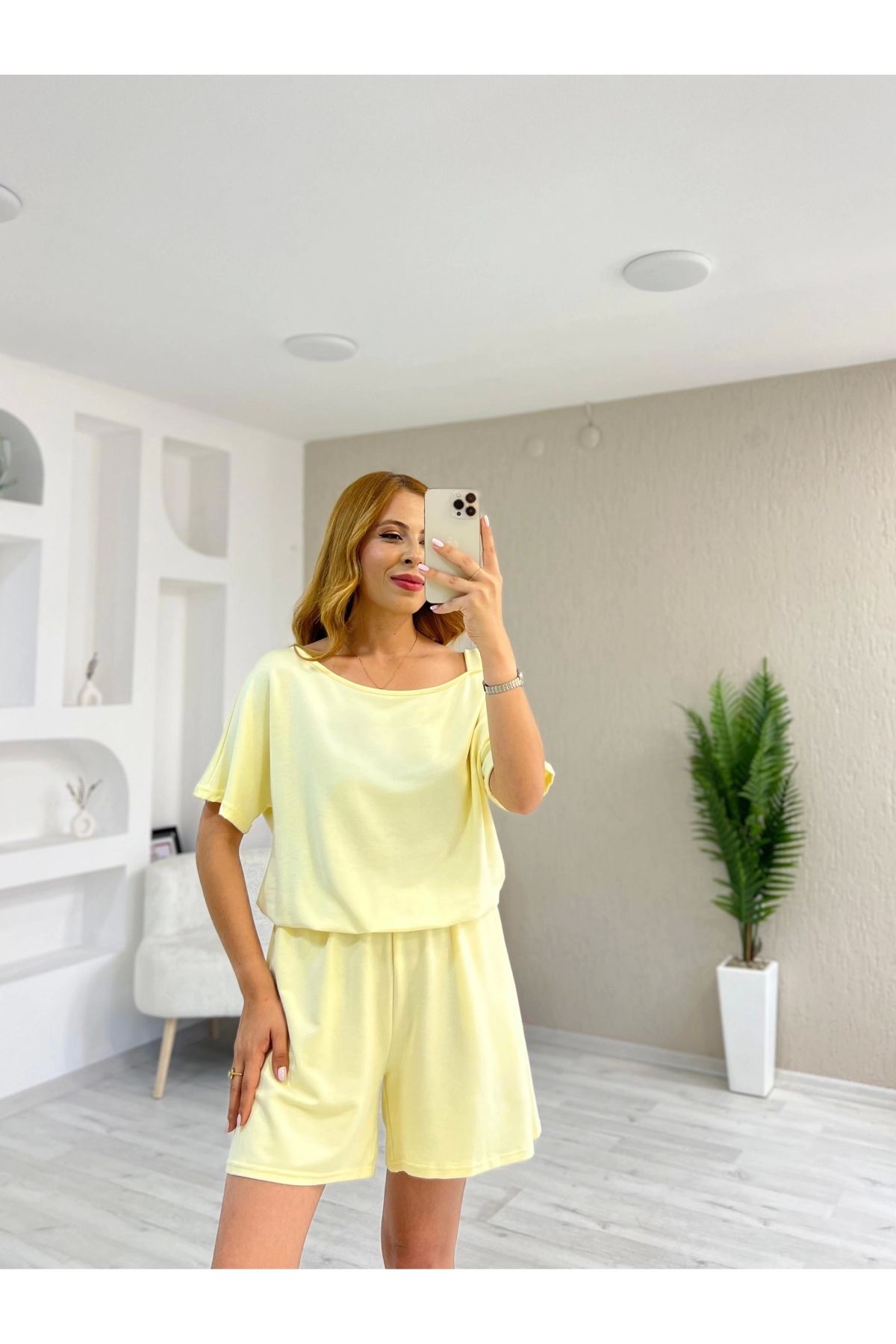 İrka Moda Omuz Detaylı Şort Tulum Sarı