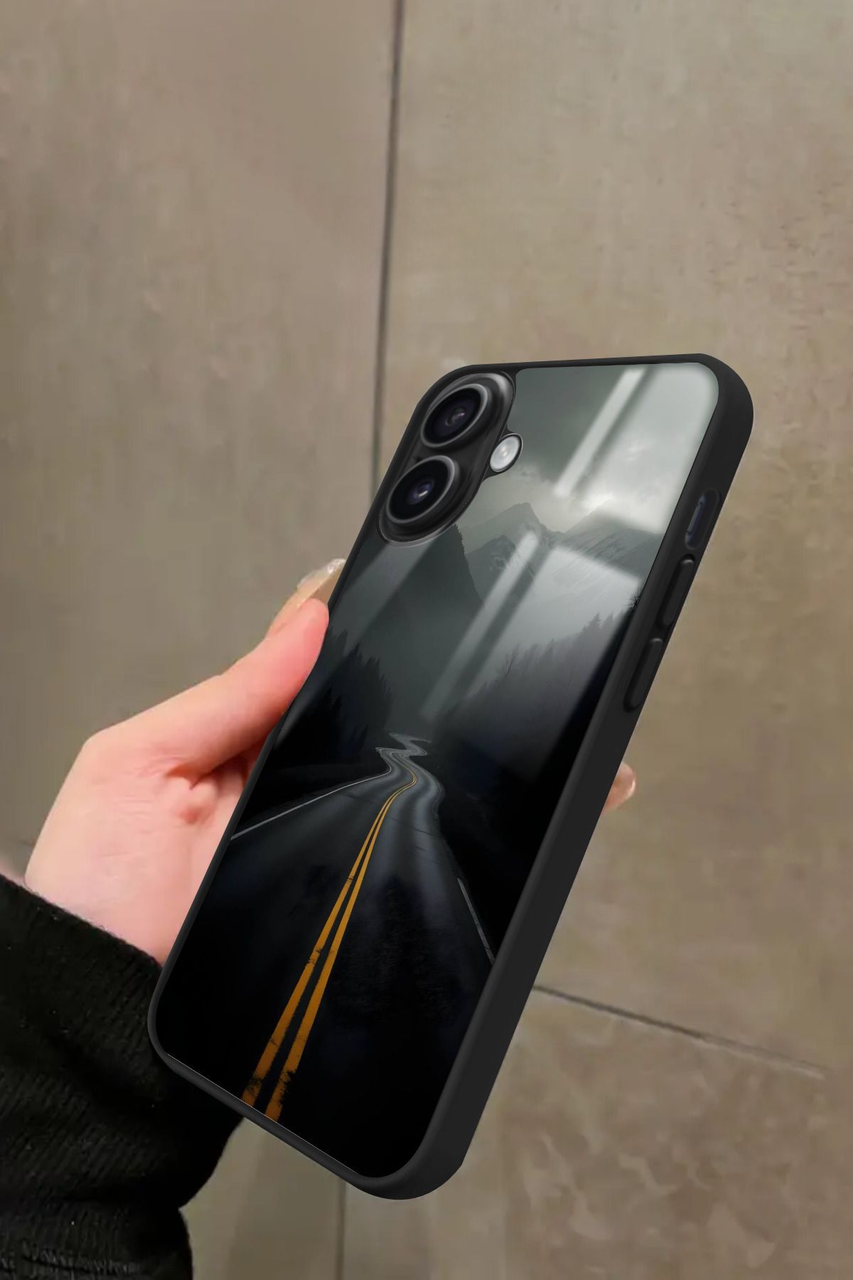 Snacase iPhone 16 Uyumlu Yol Tasarımlı Glossy Premium Kılıf