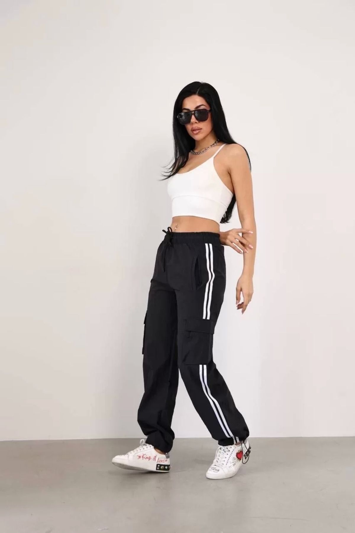 BÜŞRA TEZEL MODA Paraşüt Kumaş Kargo Ceplı Baggy Eşofman - Siyah