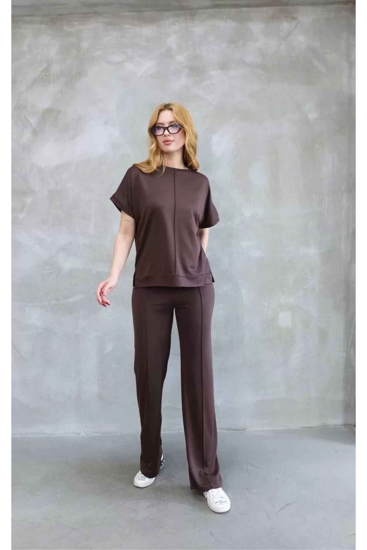 BÜŞRA TEZEL MODA Osy Modal Yumuşak dokulu Kumaş Bisiklet Yaka Kısa Kollu Takım - Kahverengi