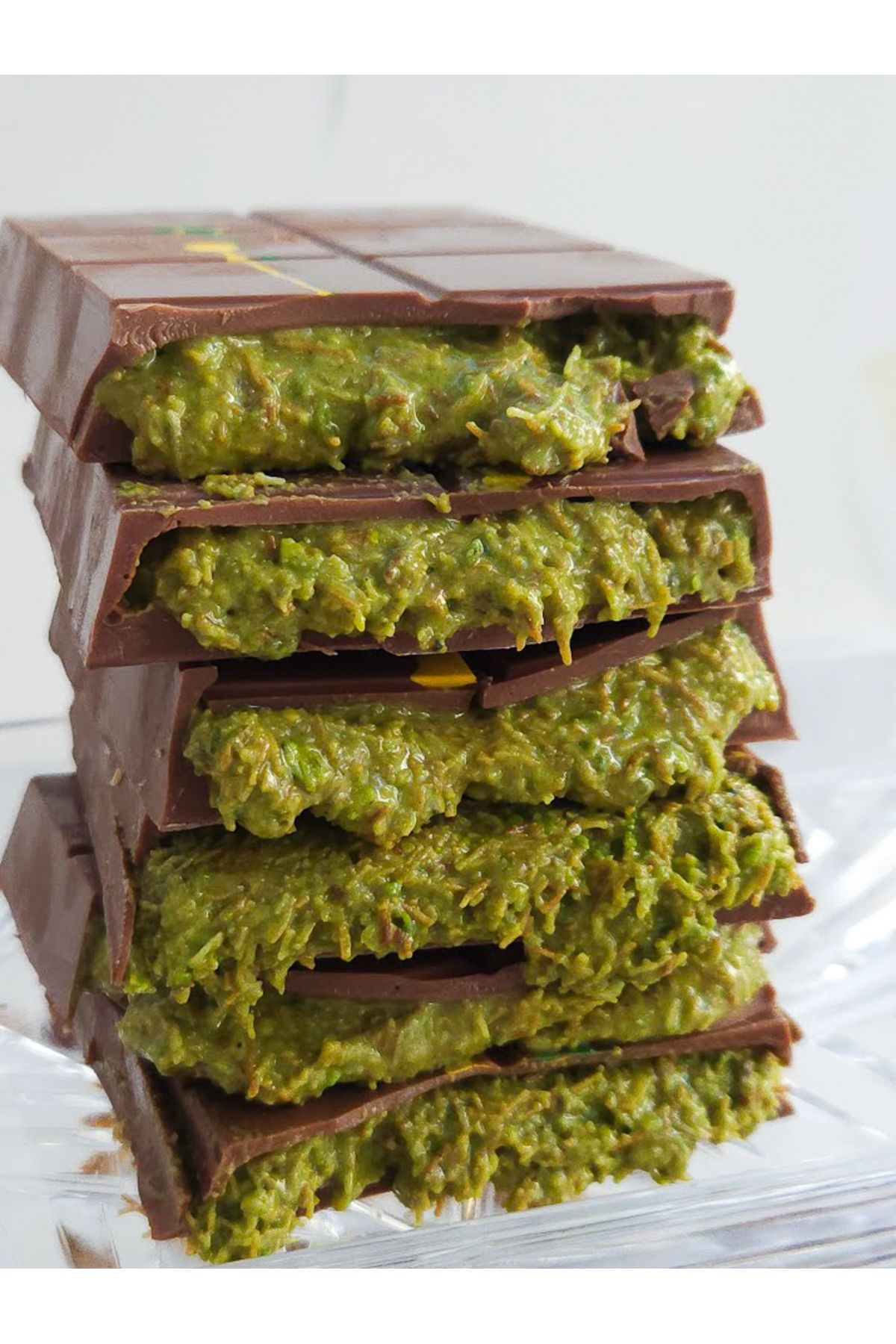 ksana choco Antep Fıstıklı Kadayıflı El Yapımı Belçika Çikolata Özel Dolgulu Butik Çikolata