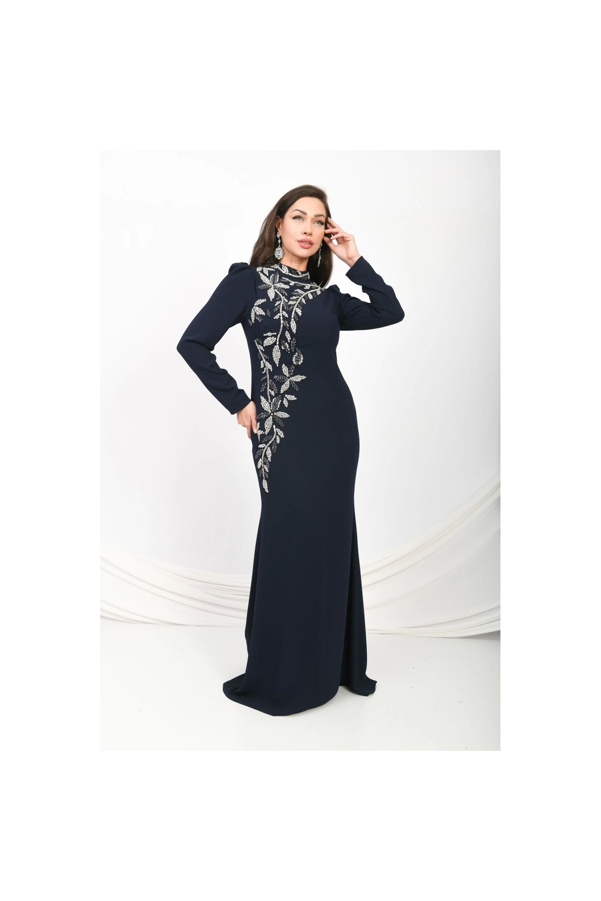 Moda Sezaver Tesettür Abiye | Nikah Elbisesi | Sultanın İncisi Balık Abiye - Siyah