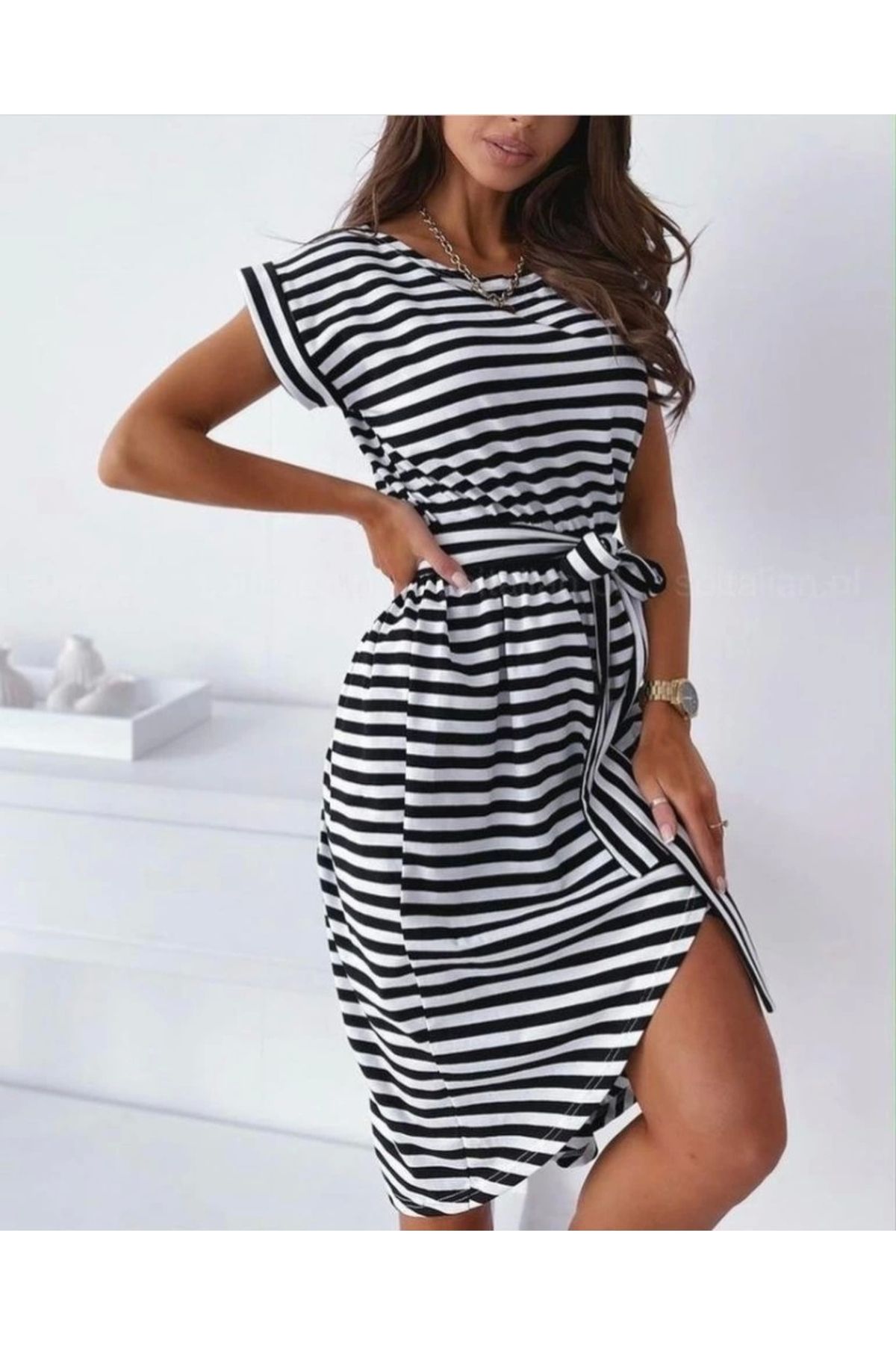Butik Kadın Kuşaklı Turlu Viskon Kumaş Elbise