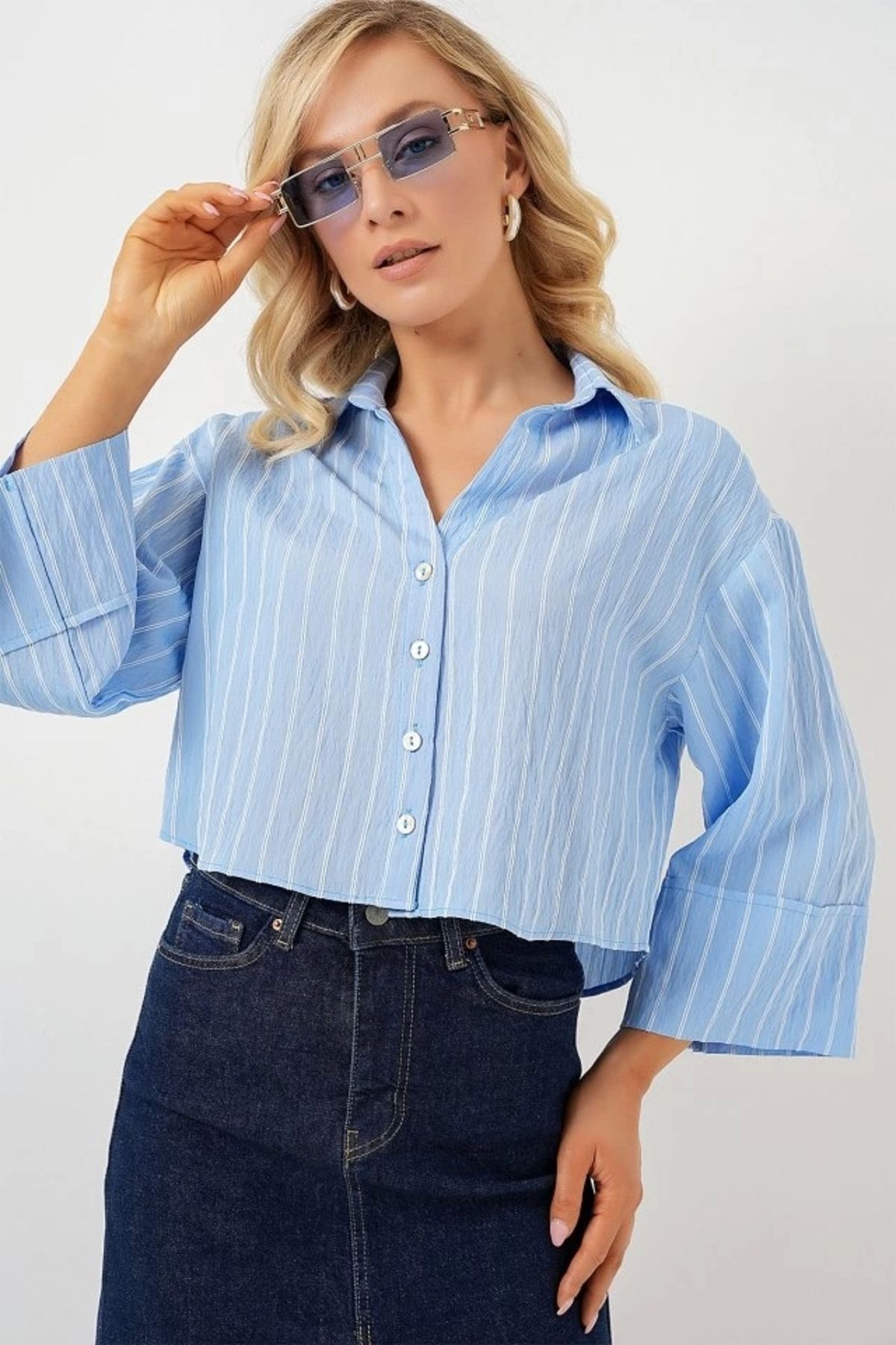 Butik Çizgili Oversize Kısa Gömlek 20326 - Mavi