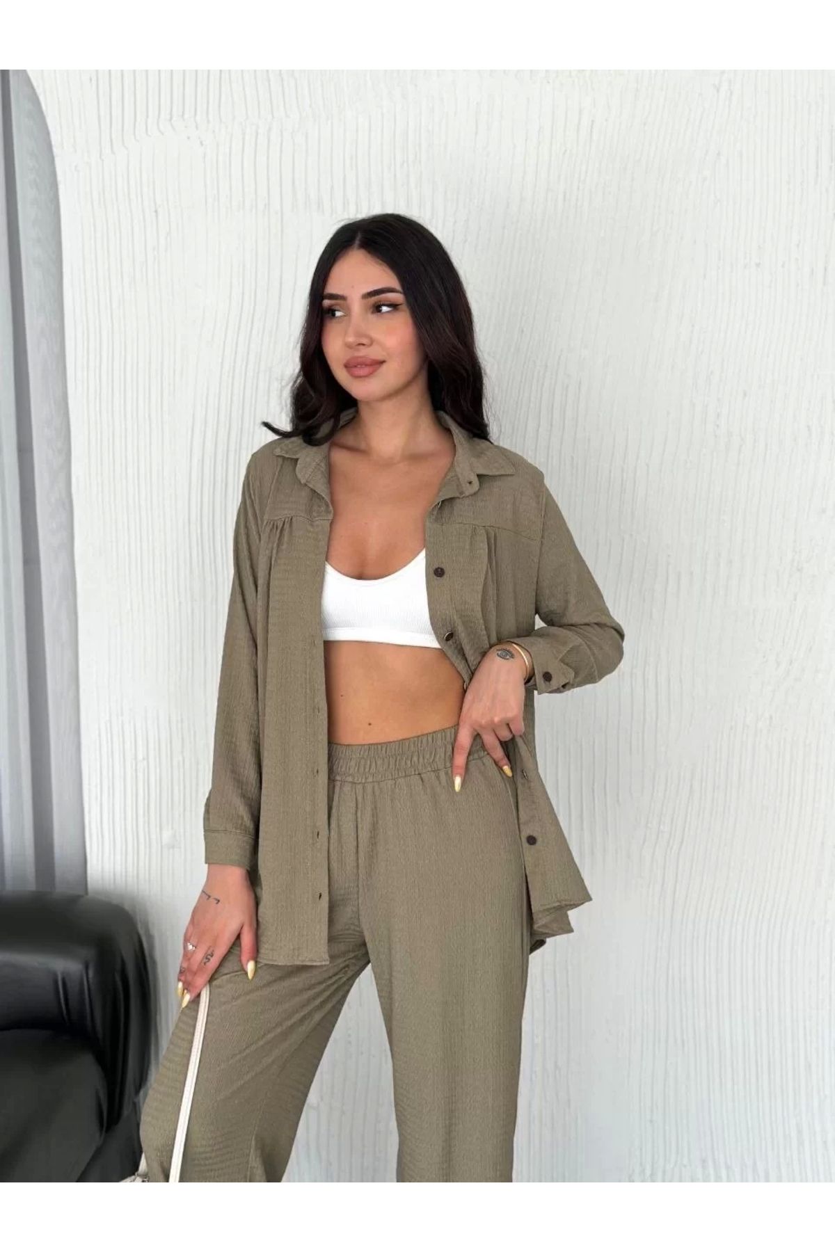 BÜŞRA TEZEL MODA Yakalı Düğmeli Uzun Kollu Gömlek Pantolon ikili Takım - Bej