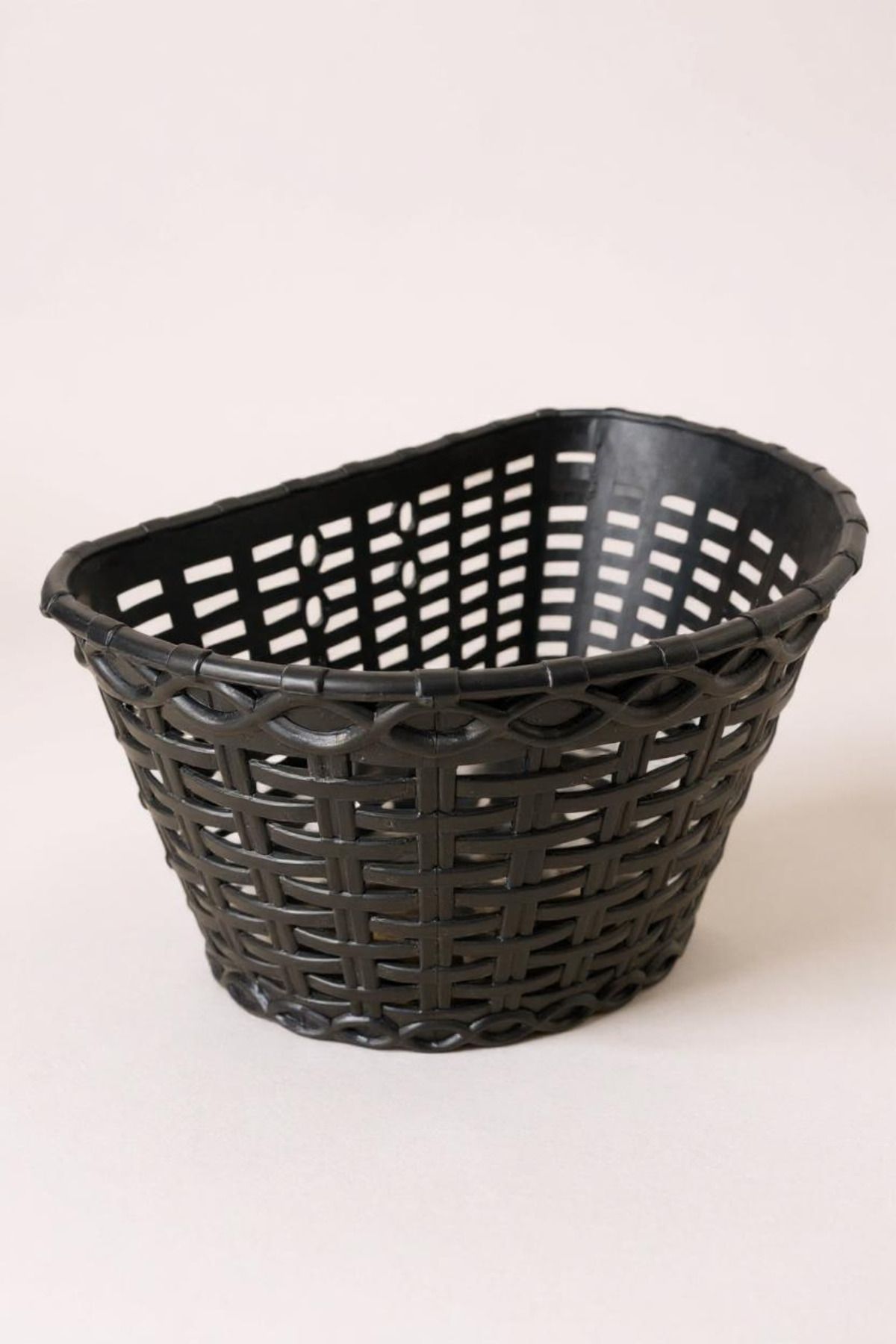 Ümit 16-20 Jant Çocuk Bisikleti Plastik Hasır Ön Sepet - Siyah - SPT-113