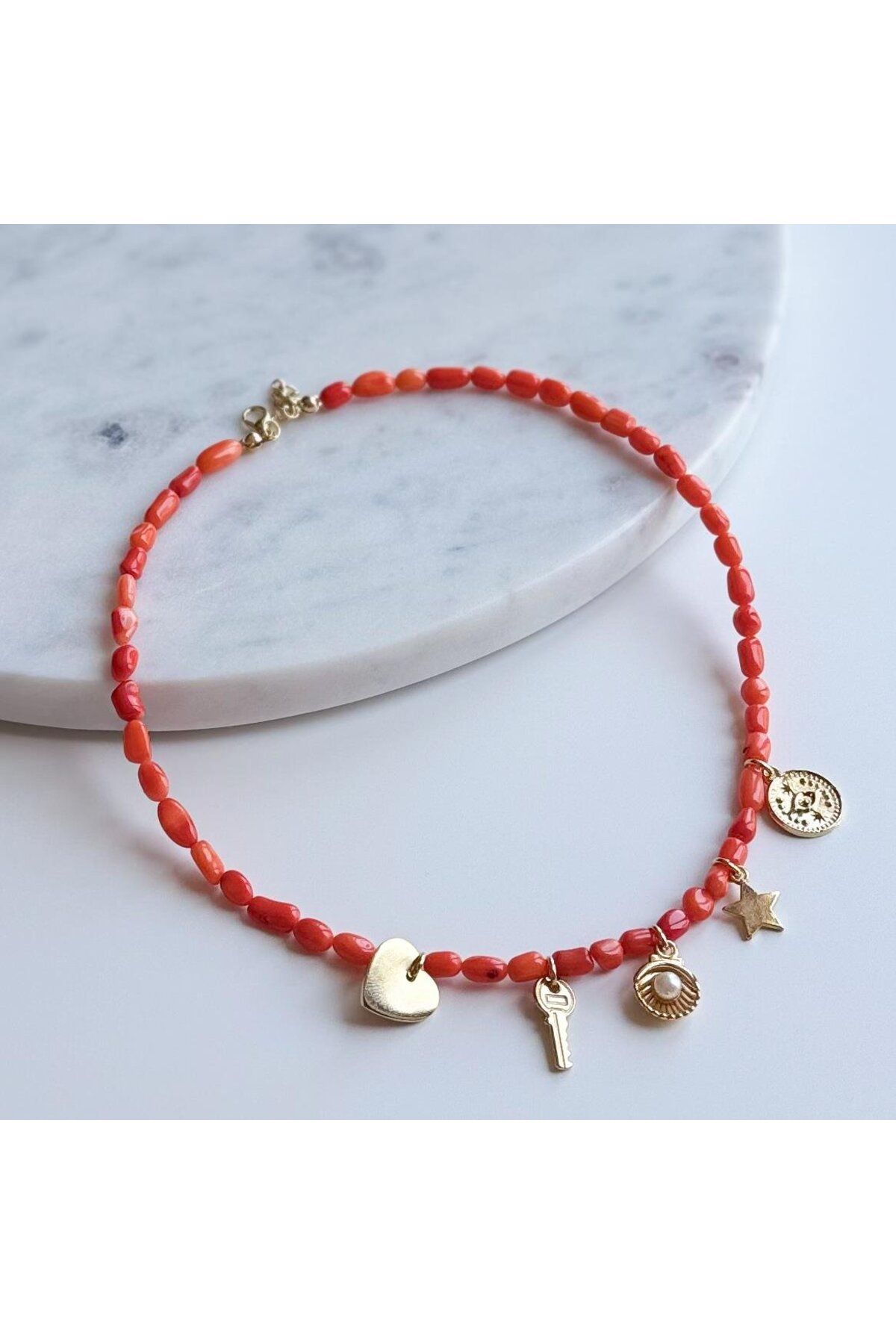 Venus Design Mercan Charmlı Kolye