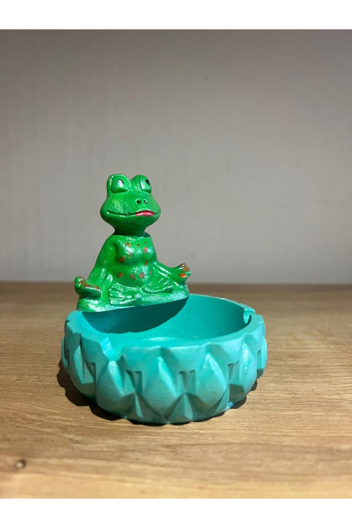 ABAS Meditasyon Yapan Kurbağa Kül Tablası