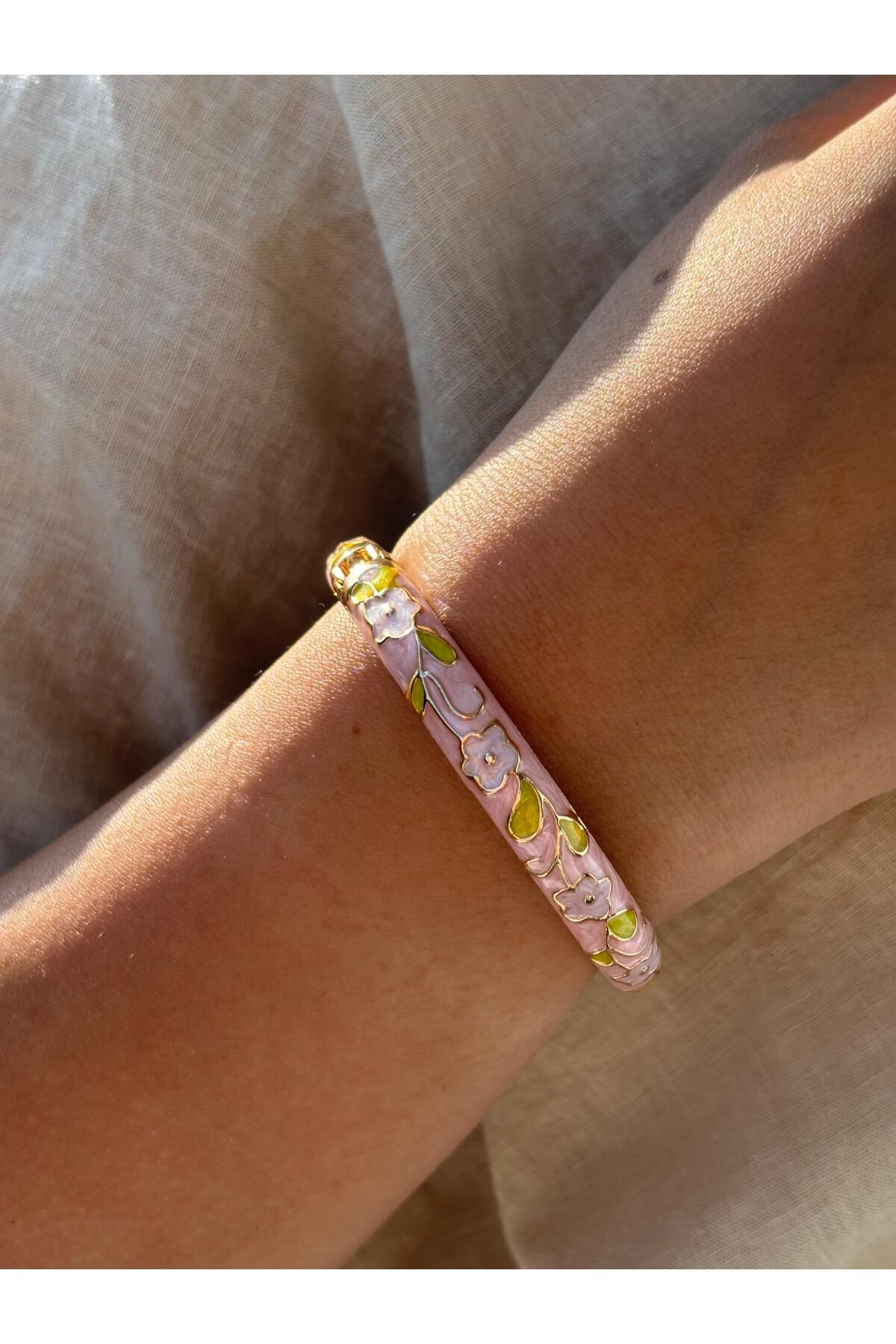 Akiha Aksesuar Flower Altın Kaplama Mineli Ve Çiçekli Vintage Kelepçe