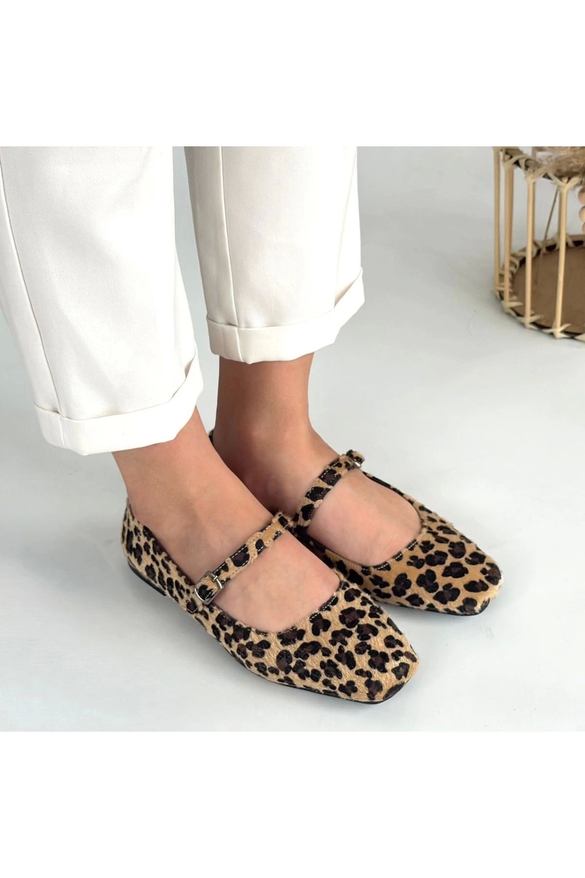 Omarı Linni Leopar Süet Babet Ayakkabı