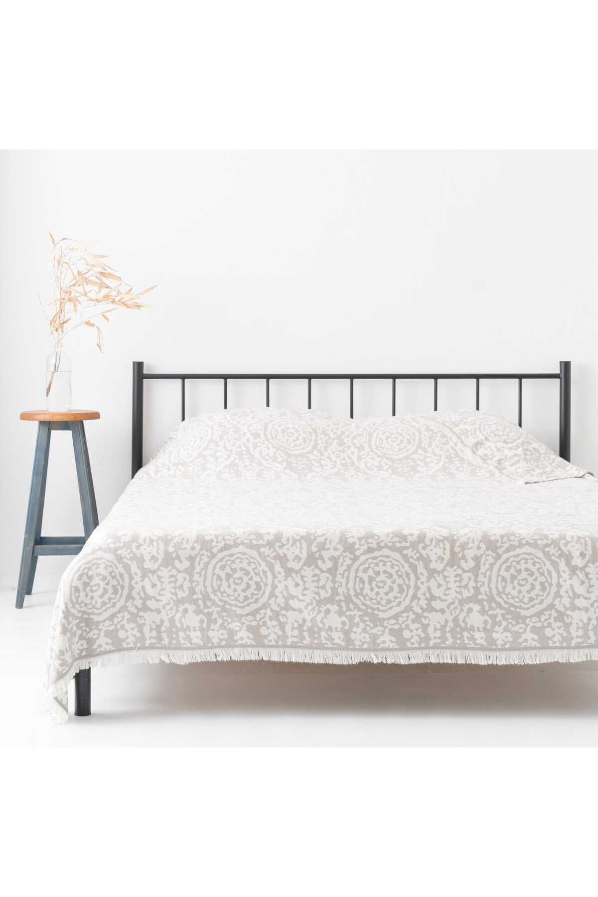 Evolet Home Yuvarlak Desen Jakarlı Çift Kişilik Pike