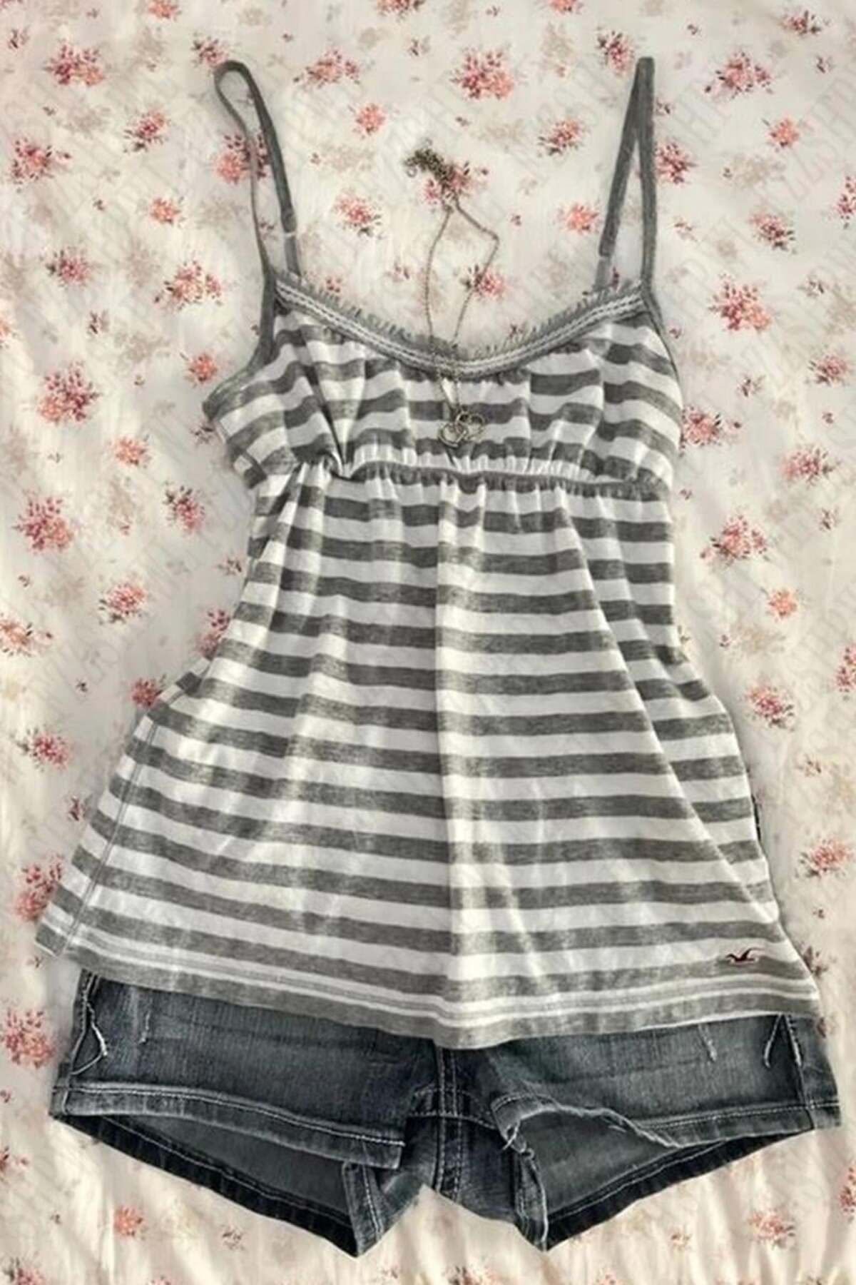Pop Giyim Gri Beyaz Çizgili Summer Style Basic Salaş Askılı Bluz