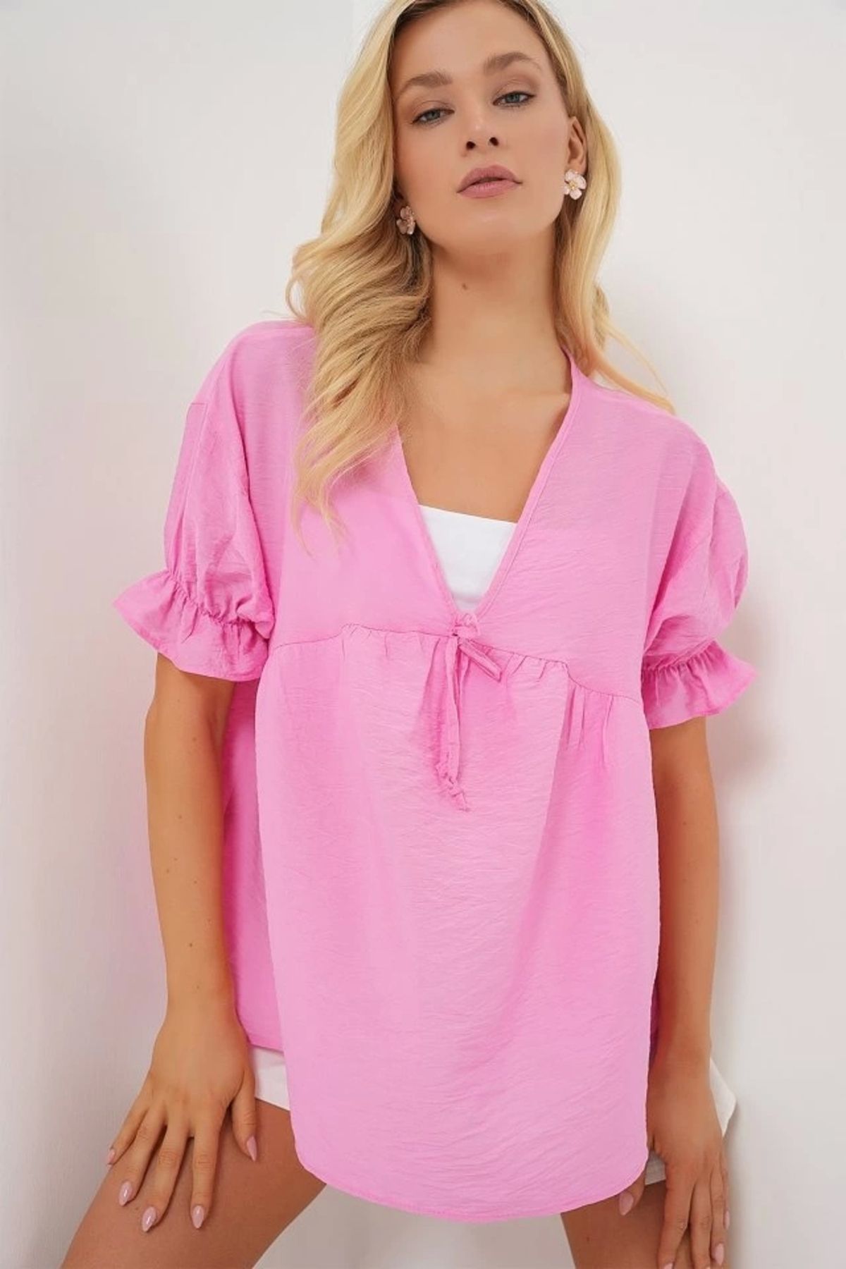Butik Önü Bağcıklı Kısa Kol Bluz 962 - Pembe