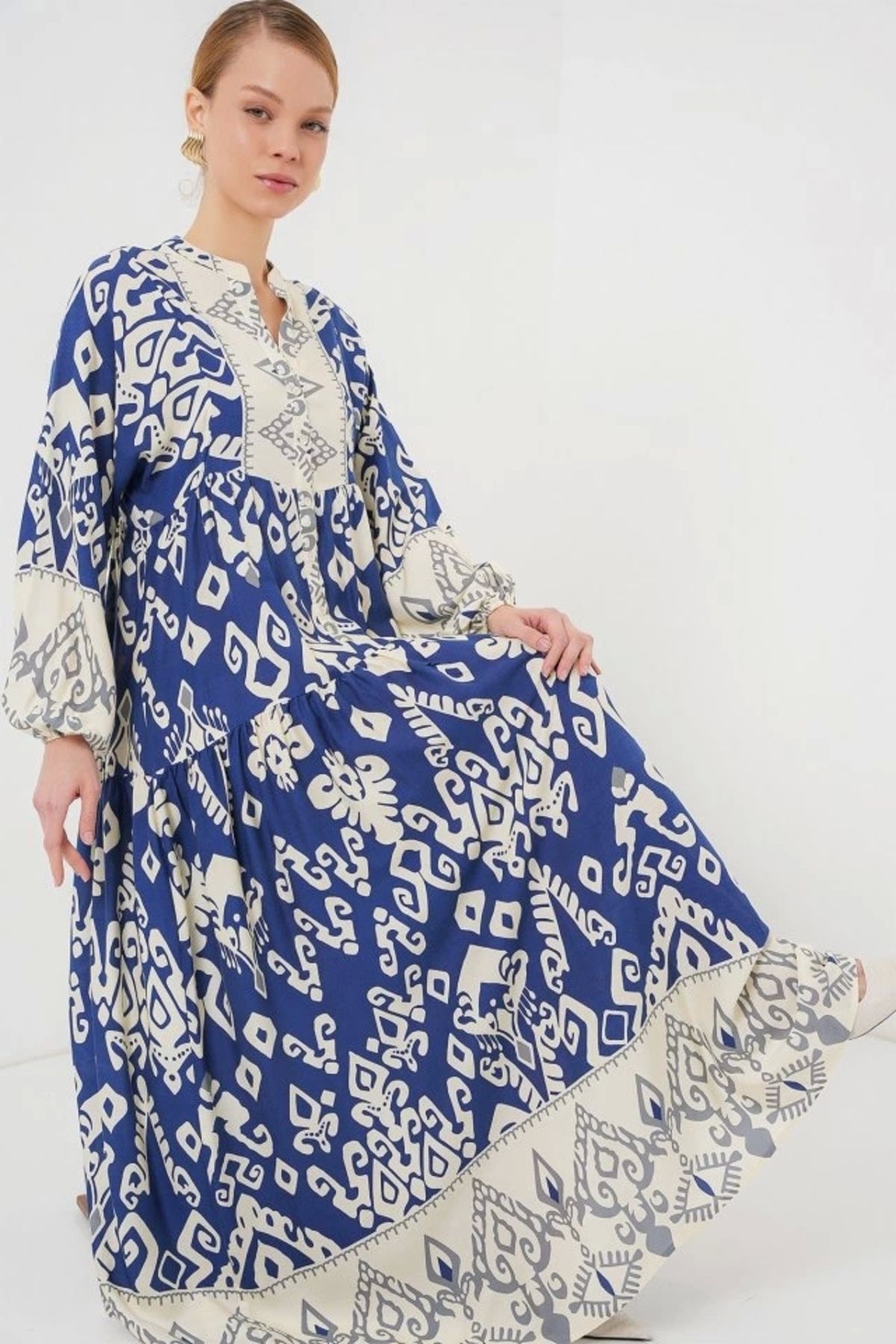 Butik 2423 Otantik Desenli Tesettür Elbise - İndigo 1
