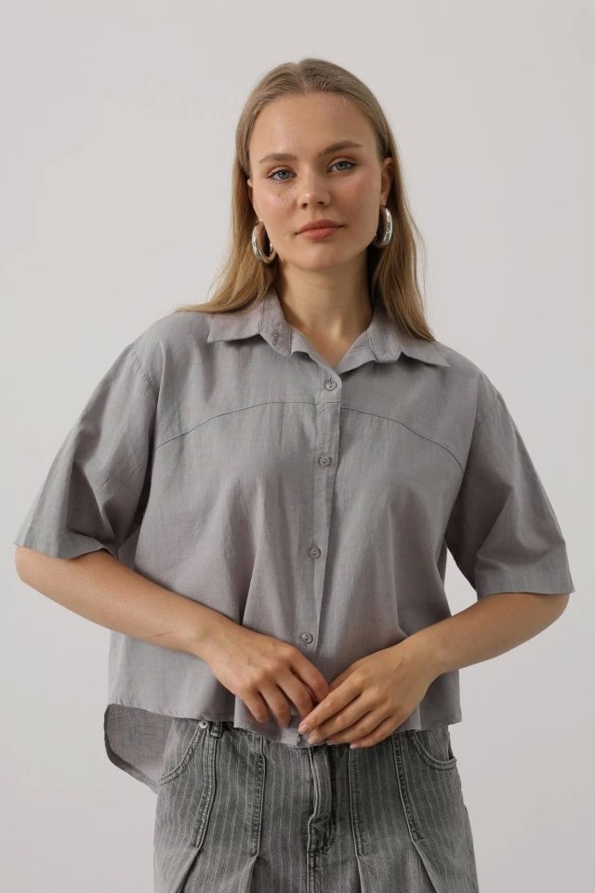 Butik Yarım Kol Gömlek - Gri