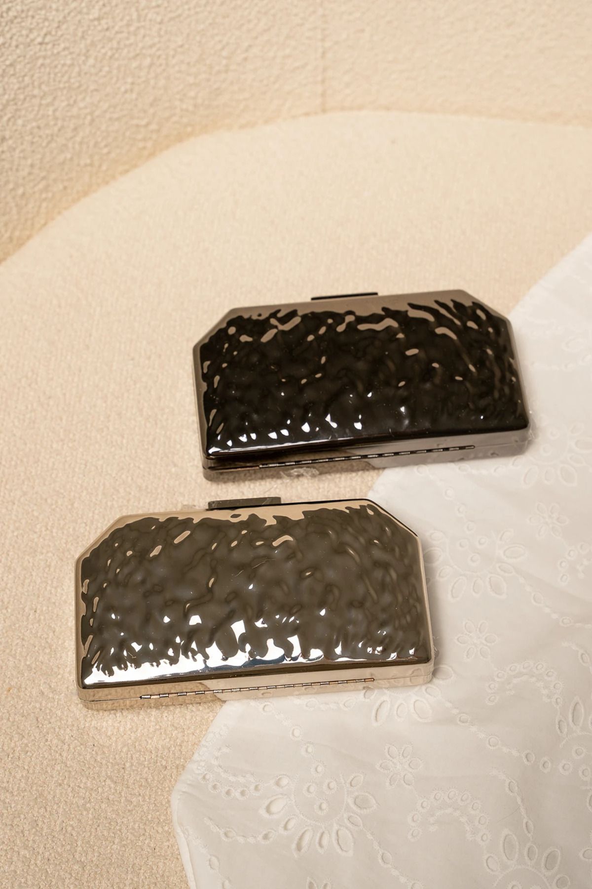 LAMİNTA Olfa Metalik Görünümlü Clutch Çanta Silver