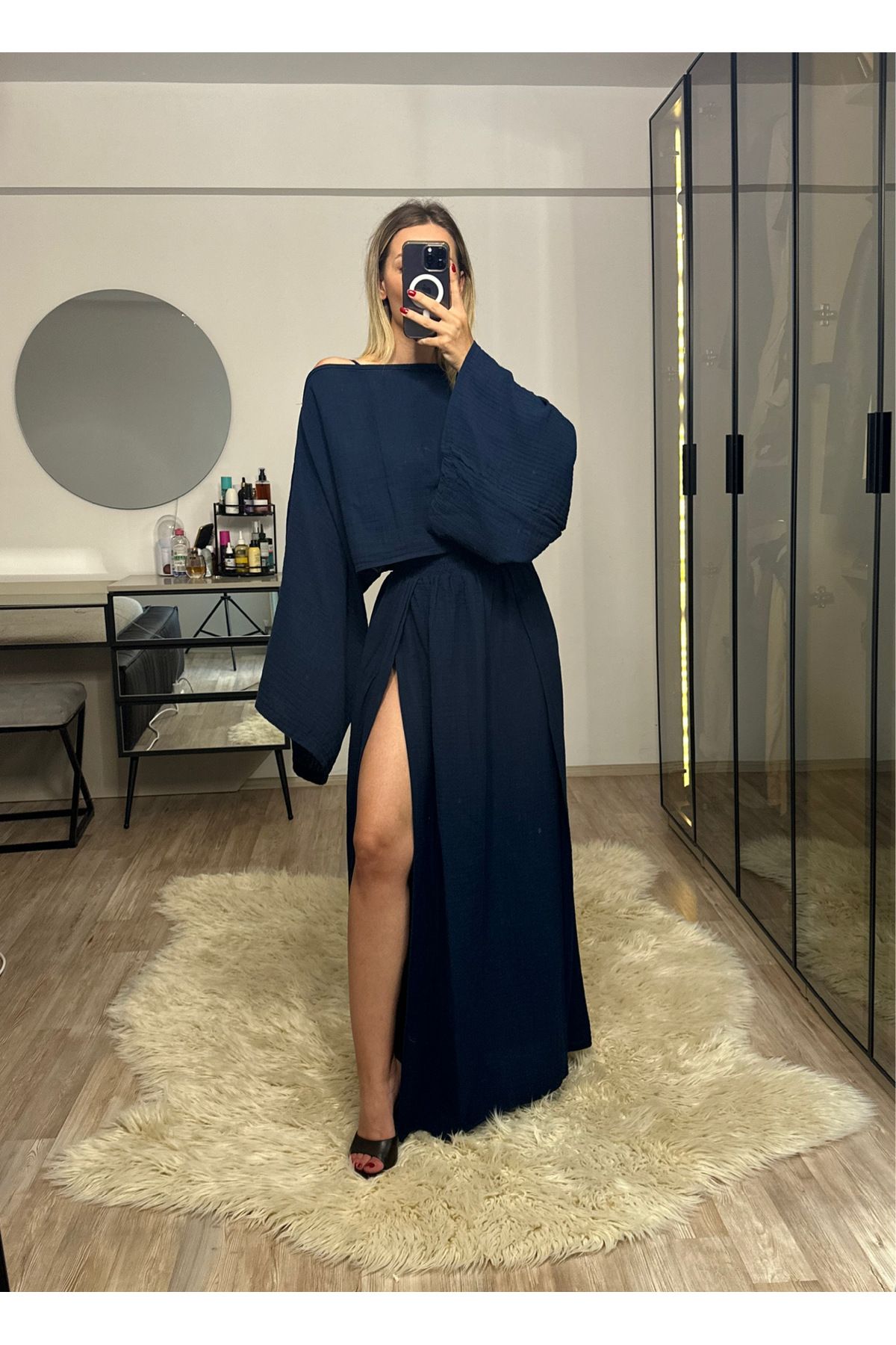 NET OF NOT Violet Lacivert Müslin Kumaş Çift Yırtmaçlı Etek Crop Takım
