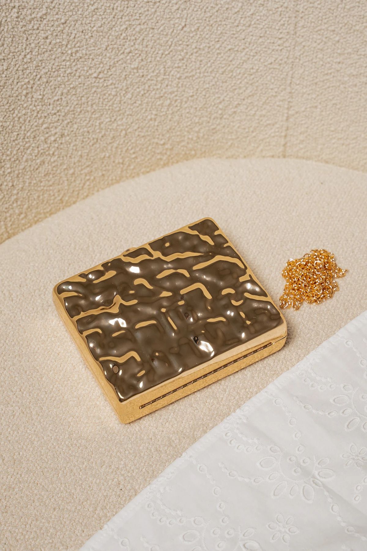 LAMİNTA Fiel Metalik Görünümlü Clutch Çanta GOLD