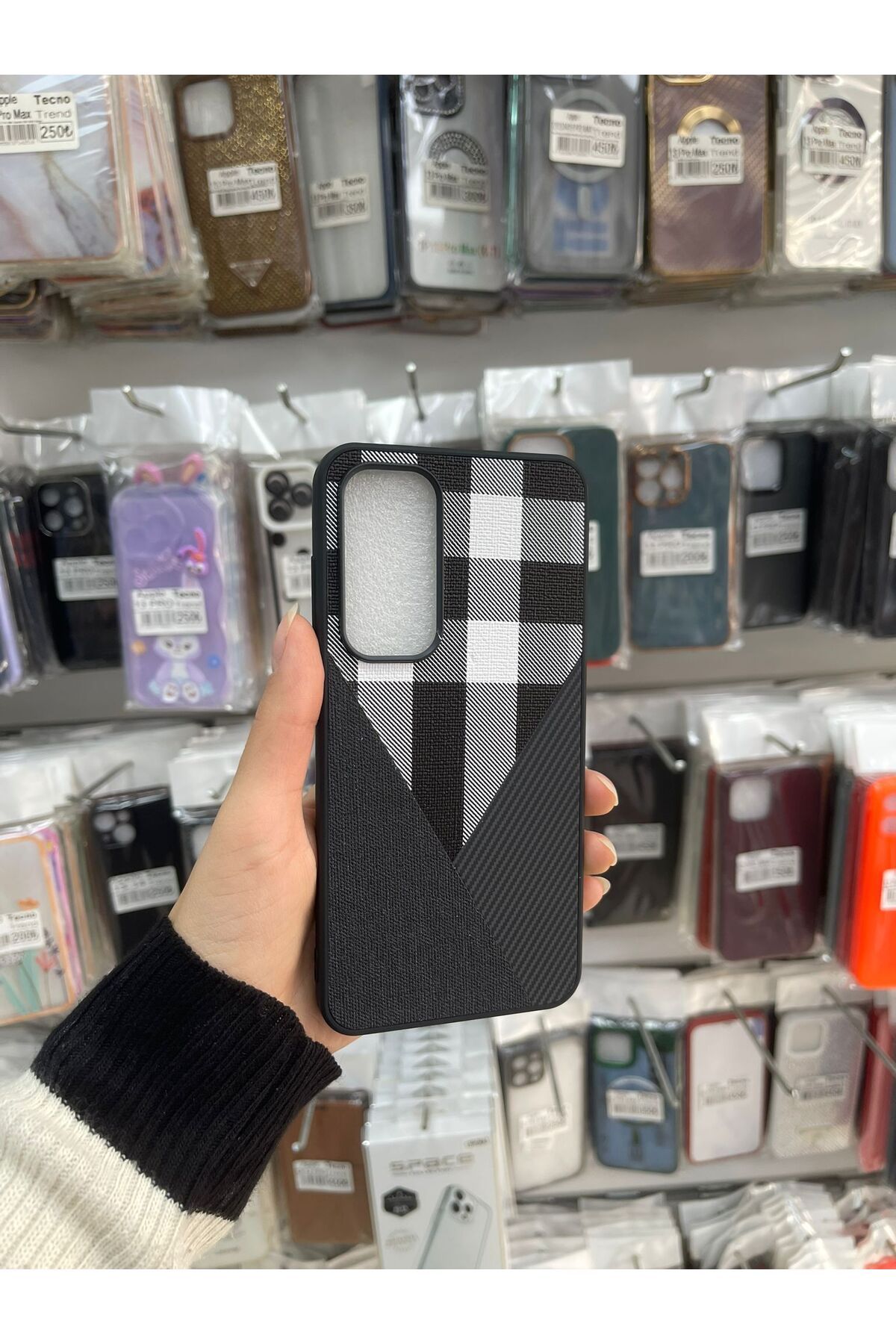 TECNOTREND Galaxy S24 FE KUMAŞ DOKULU DERİ DESENLİ SİLİKON KILIF