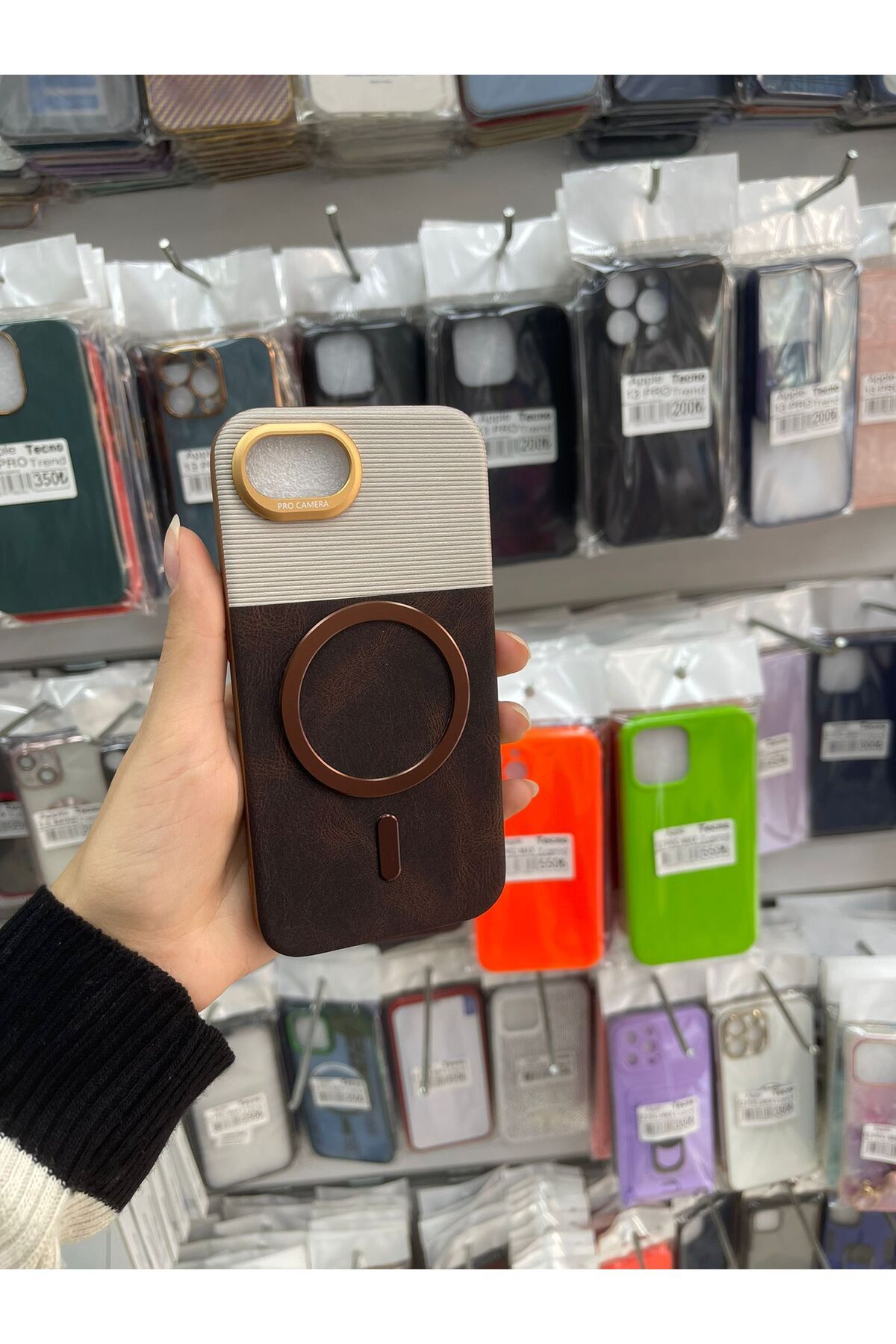 TECNOTREND Apple iphone 16 E UYUMLU DERİ SÜET DOKULU MAGSAFFE SİLİKON KILIF