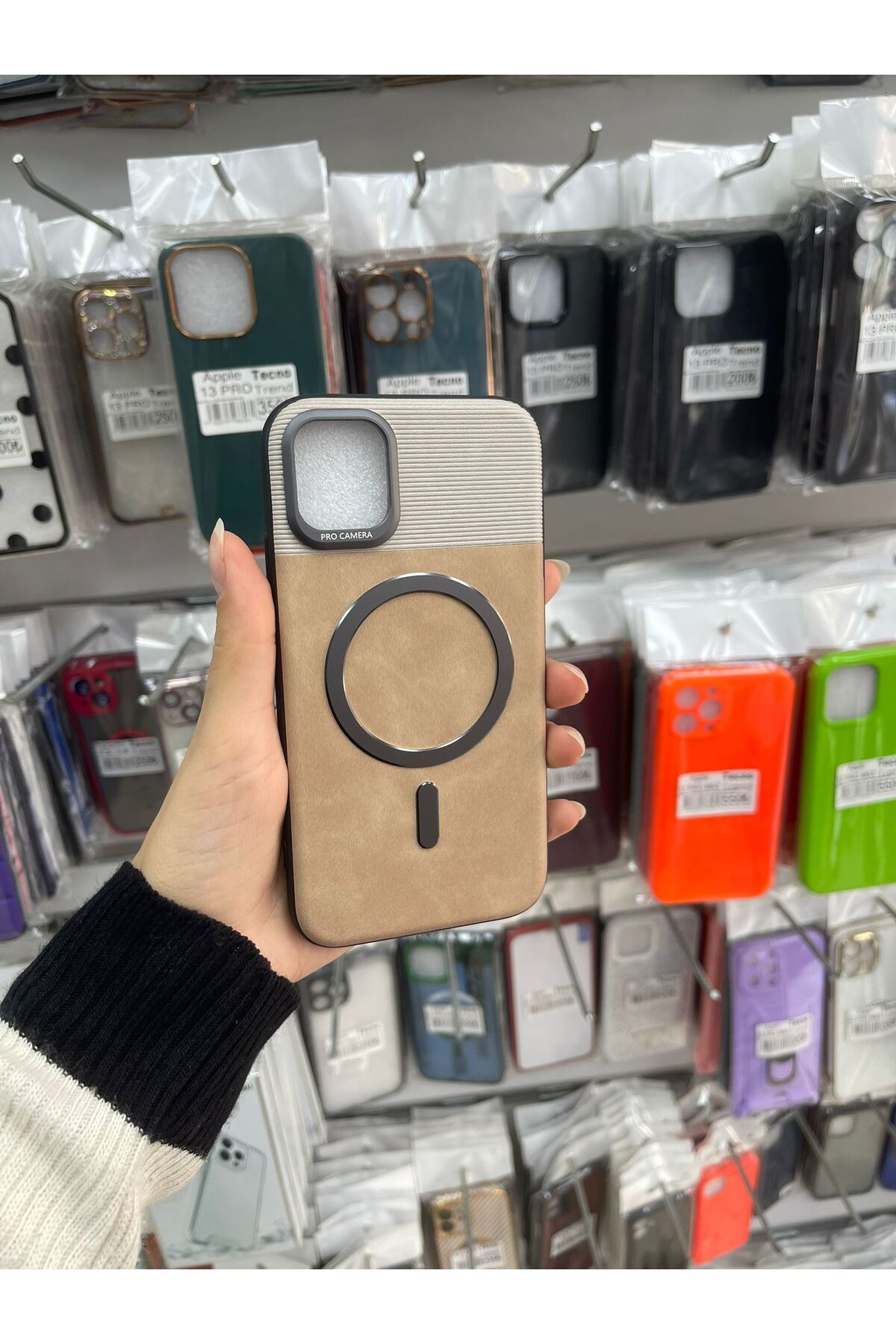 TECNOTREND APPLE İPHONE 11 UYUMLU DERİ SÜET DOKULU MAGSAFFE SİLİKON KILIF