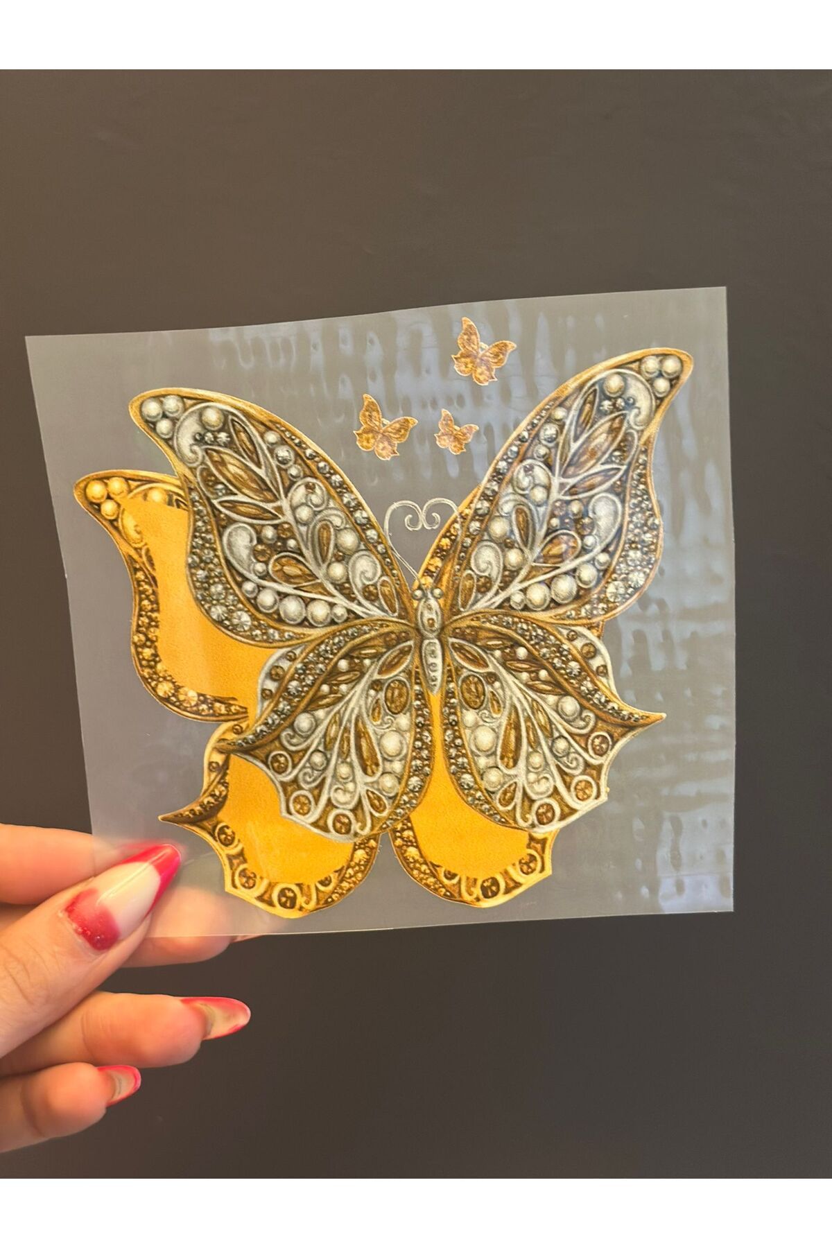 Gönülden Tasarım 11X11 CM ÜTÜ İLE YAPIŞAN SARI KELEBEK TRANSFER BASKI ARMA