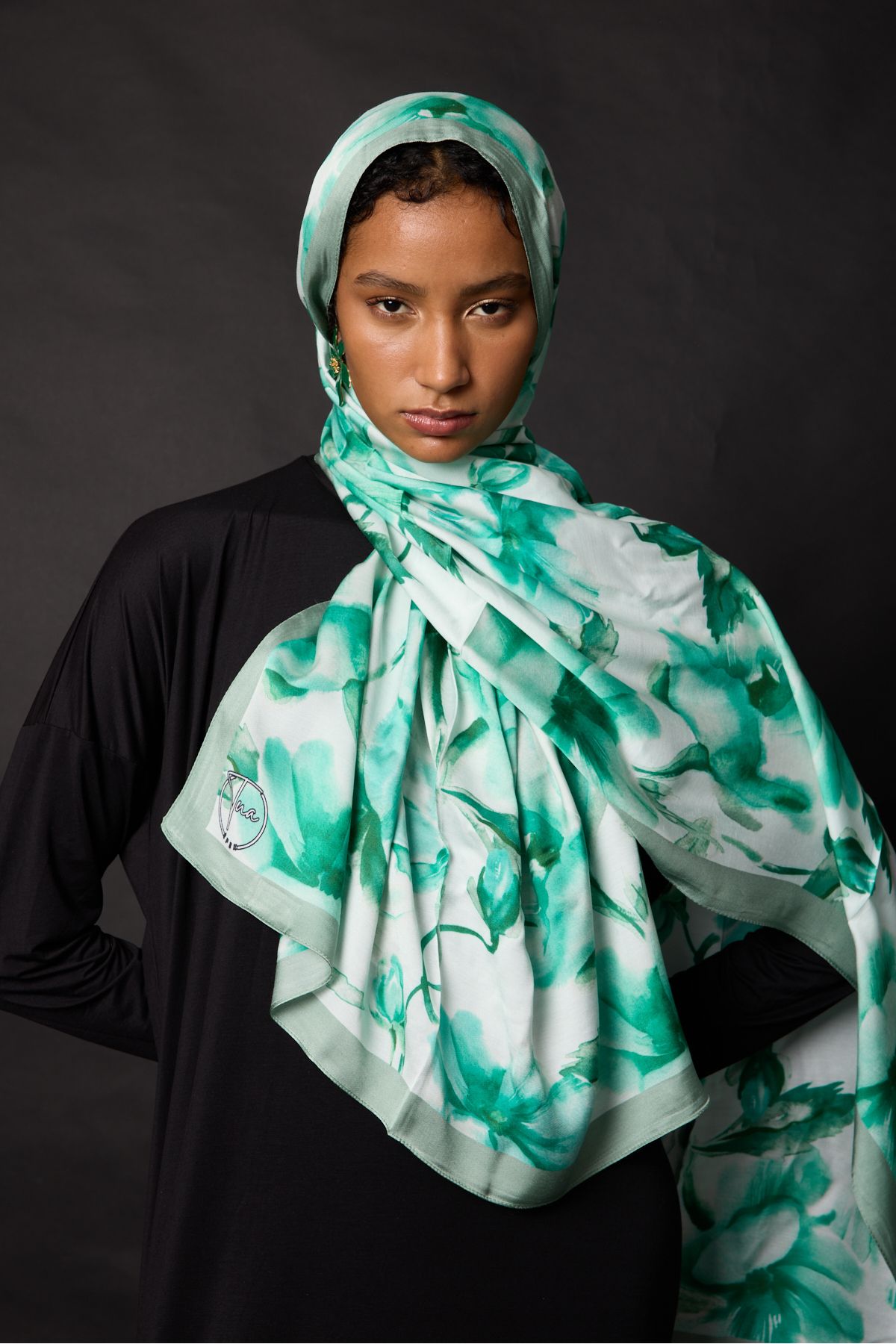 TUA İPEK Organic Viscose İpeği İNCİRA ŞAL - Çiçek Desenli