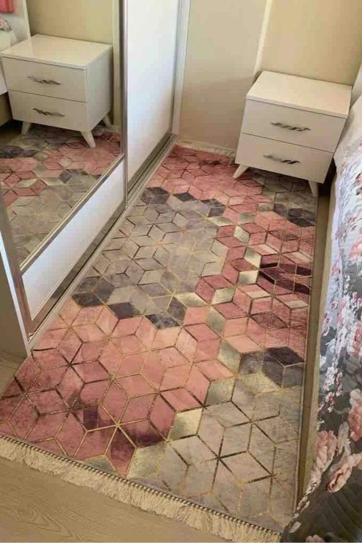VOPTEKS Pembe Halı Yatak Odası Halısı Makinede Yıkanabilir Kaymaz Taban Yatak Odası Halısı