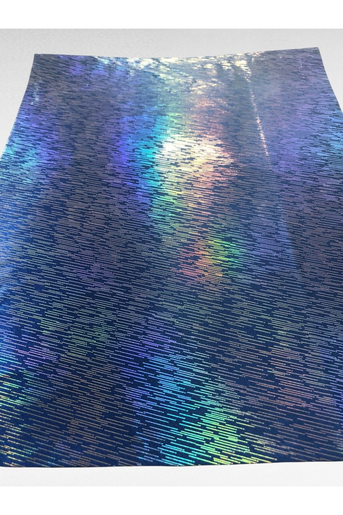 KumaşEvi Kendinden Yapışkanlı Çizgili Hologram Kumaş / Kutu Kılıf Cüzdan Anahtarlık Kaplama / 21x30 cm