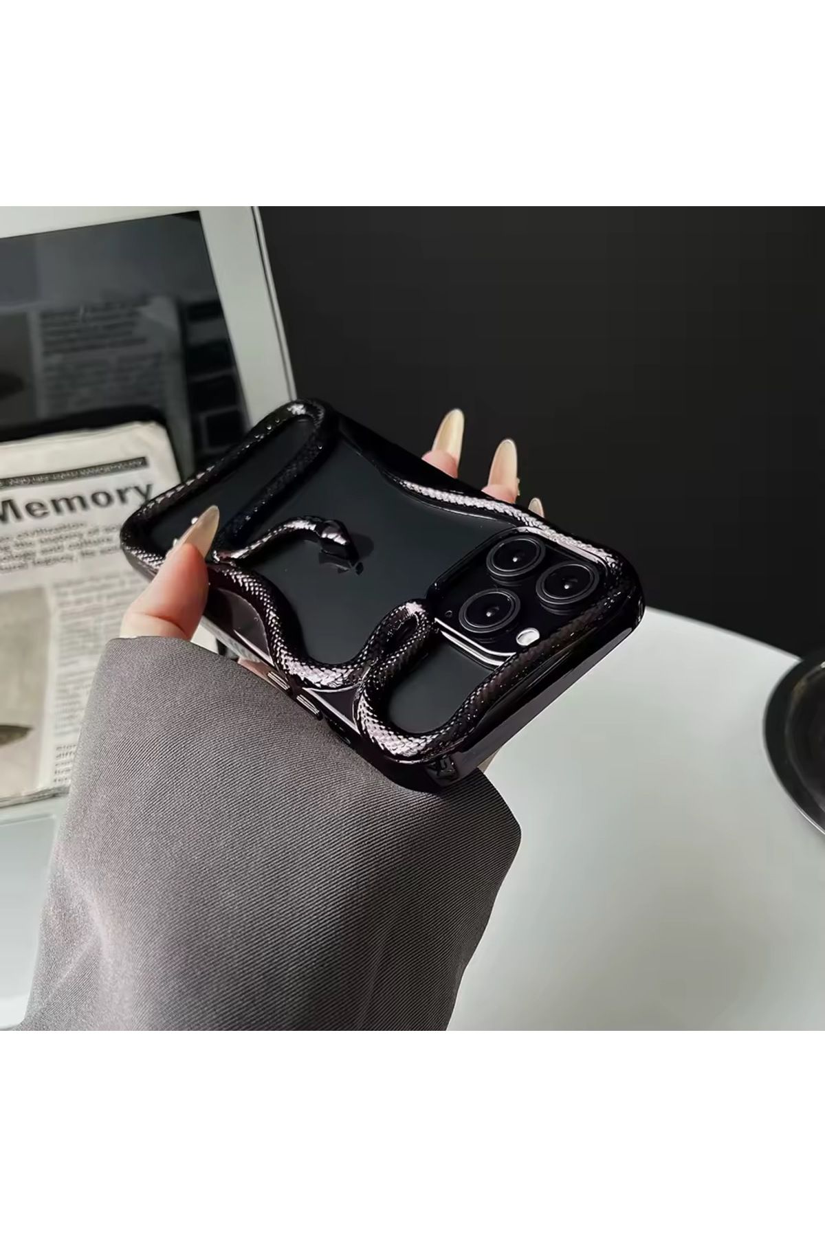 Kılıfsiparis iPhone 14 PRO MAX Uyumlu Yılan Çerveli Silikon Kılıf