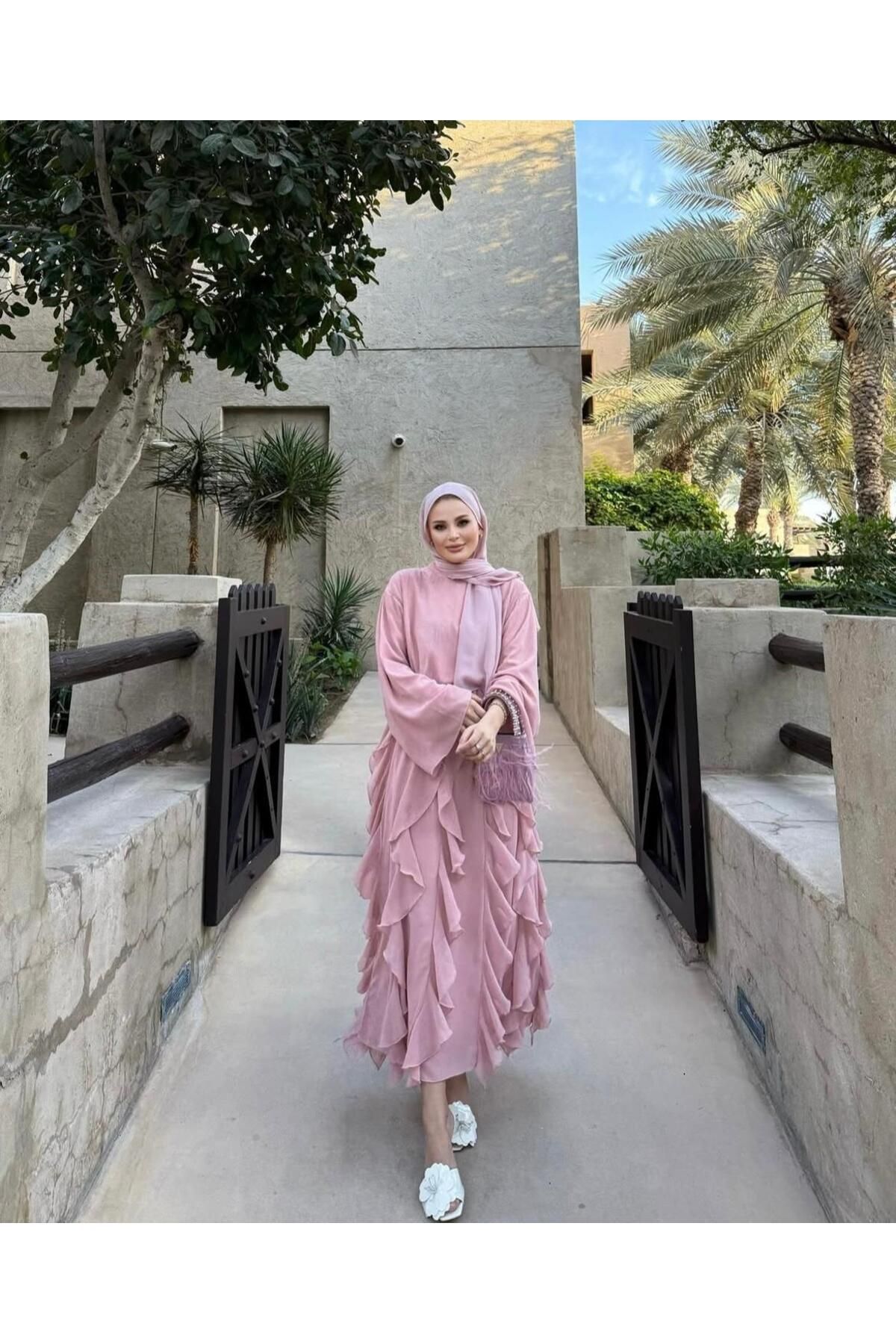 Rabia Ateş MOUR TESETTÜR ETEKLİ TAKIM