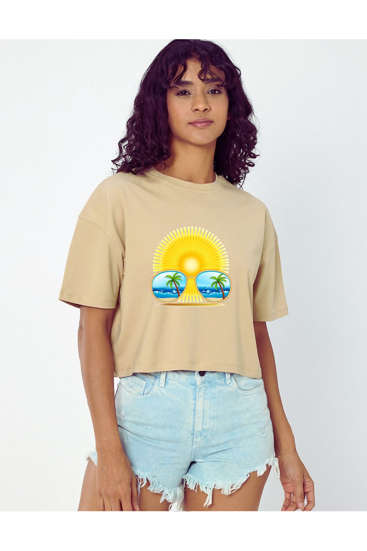 Windy Island Kadın Bisiklet Yaka Güneş Baskılı Crop T-shirt