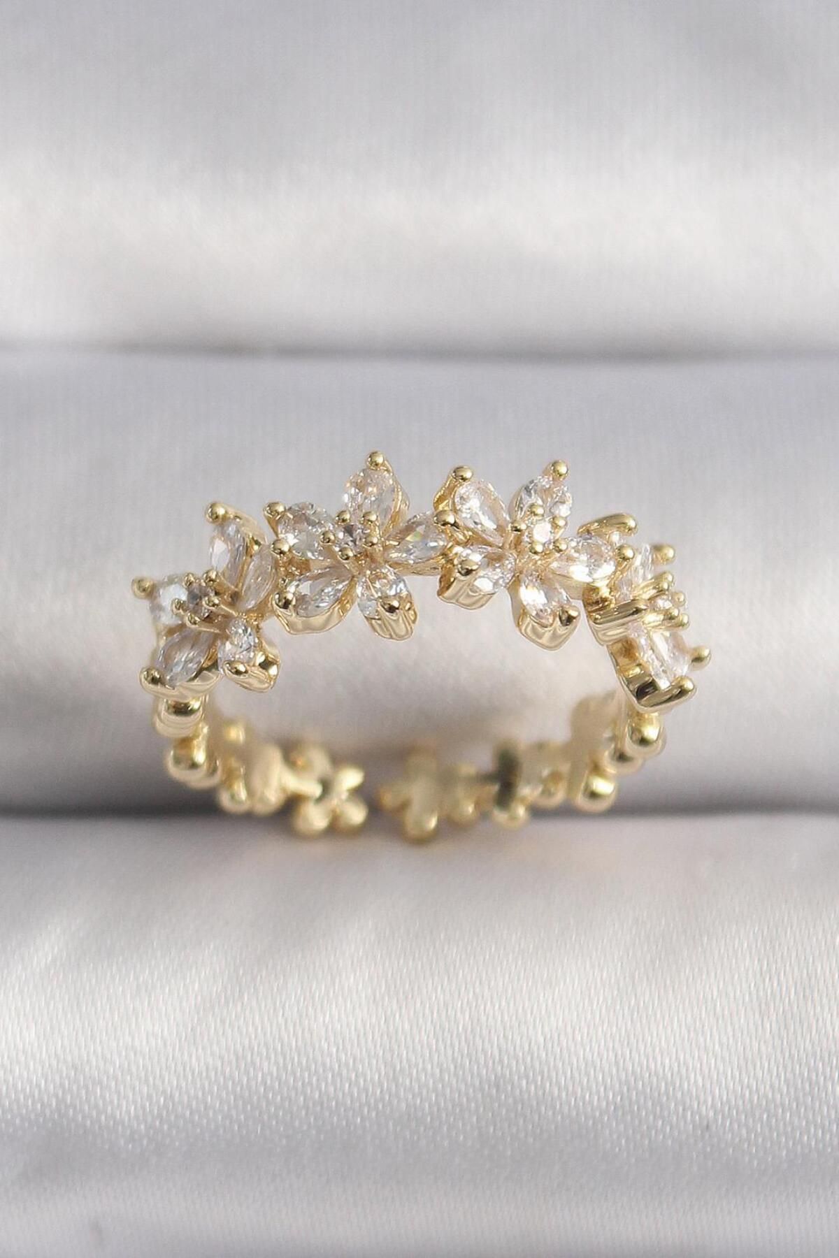 Lumina Jewelry ✨ Lumina Jewelry - Zarif Bahar Zirkon Taşlı Pirinç Yüzük