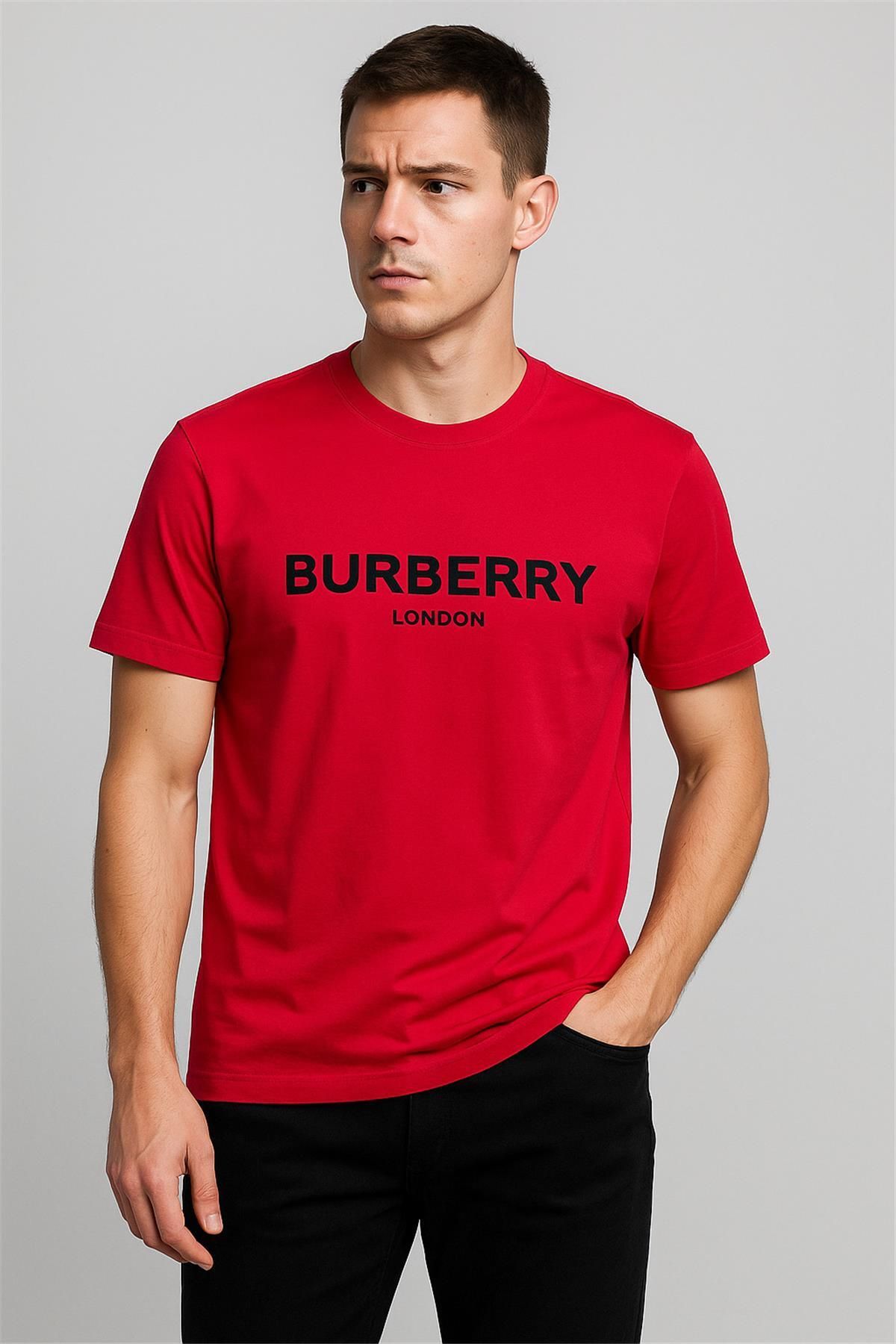 Trend07 TREND KAPINDA BURBE LONDON BİSİKLET YAKA TSHİRT KIRMIZI