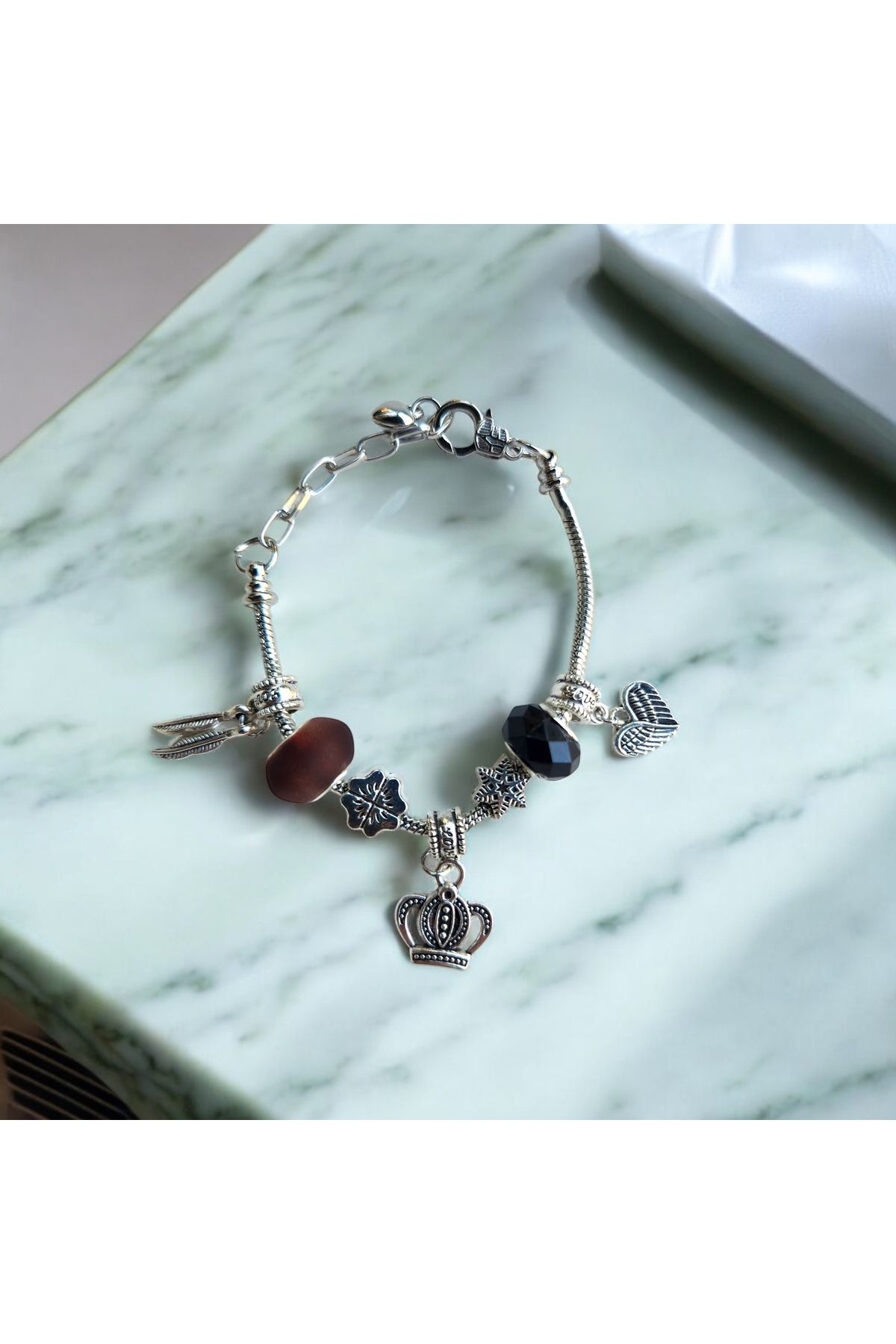 GIHANDMADE Kraliçenin Tacı Yılan Charm Bileklik – Ayarlanabilir Siyah Taşlı Gümüş Kadın Bileklik