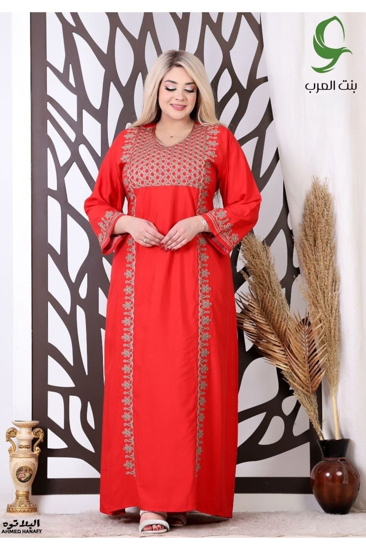 Genrics-Embroidered two-thirds-sleeved reception jalabiya made of light and soft Marasi fabric, giving you a feeling of comfort and freshness 4