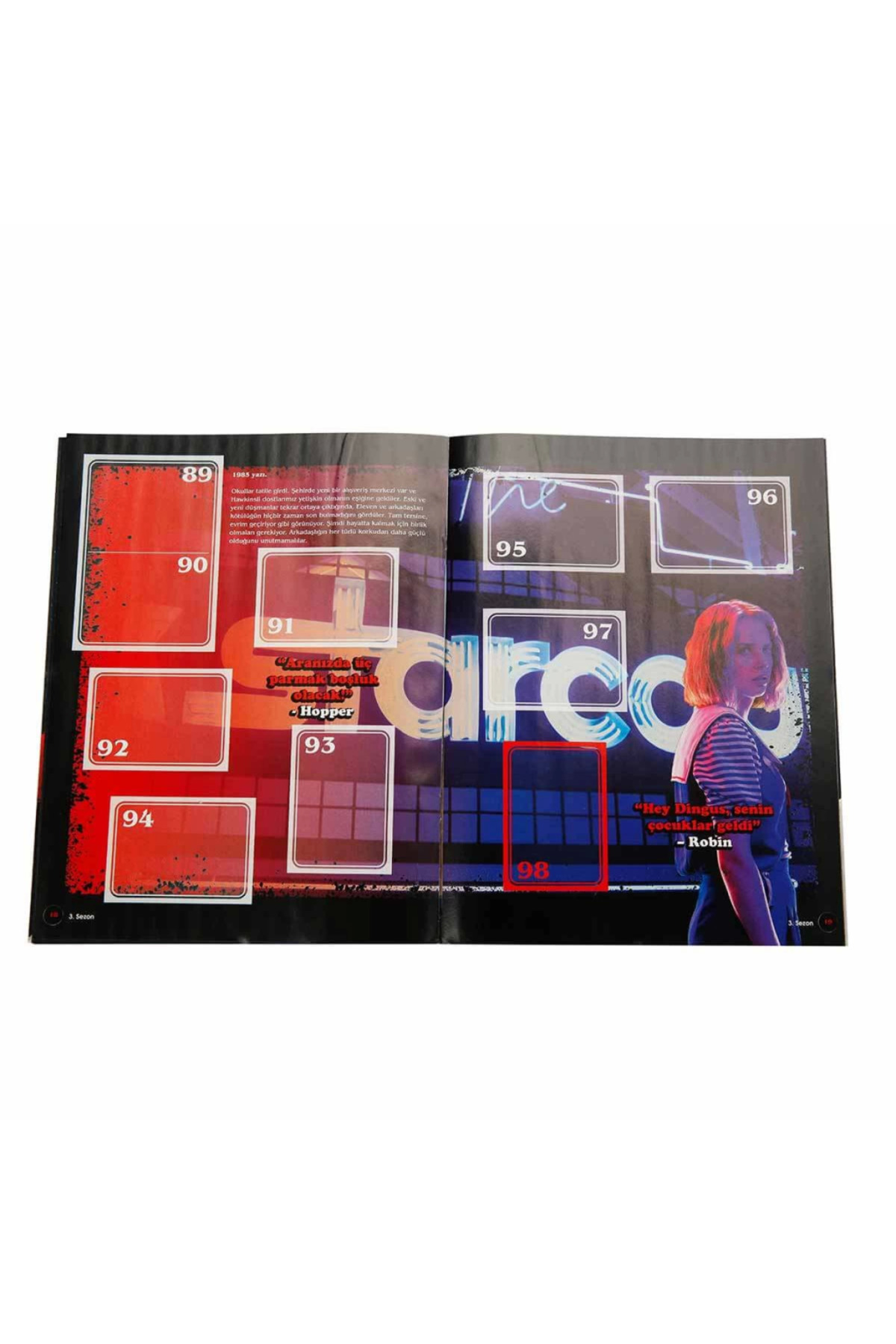 آلبوم استیکر نسی‌ورلد: چیزهای عجیب