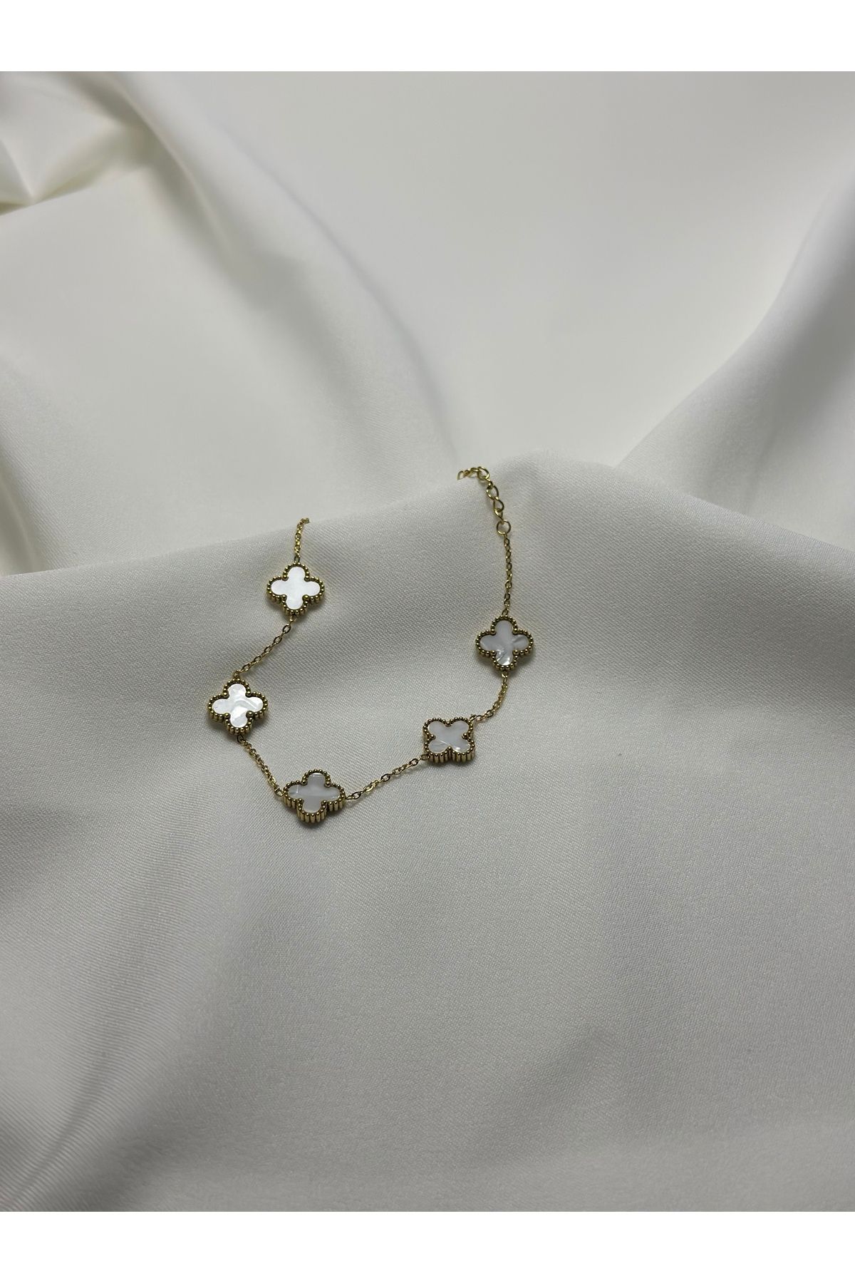 Prestij Jewelry Altın Renk Taşlı Unisex Model Beşli Yonca Çelik Bileklik