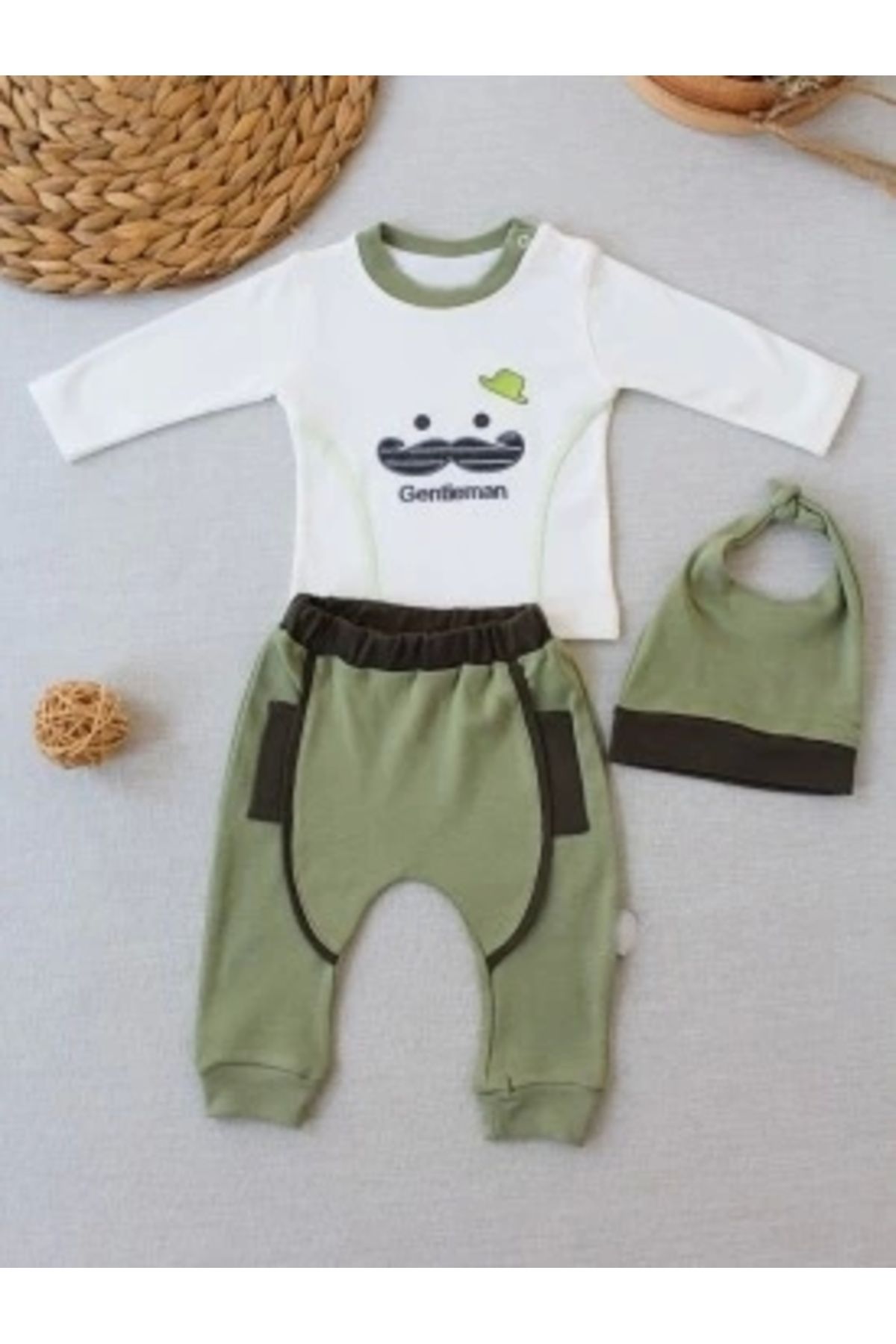 Diji Baby 3-6 6-9 9-12 Ay Gentleman Erkek Nakışlı Şapkalı Uzun Kollu Sweat 3lü Erkek Bebek Takımı