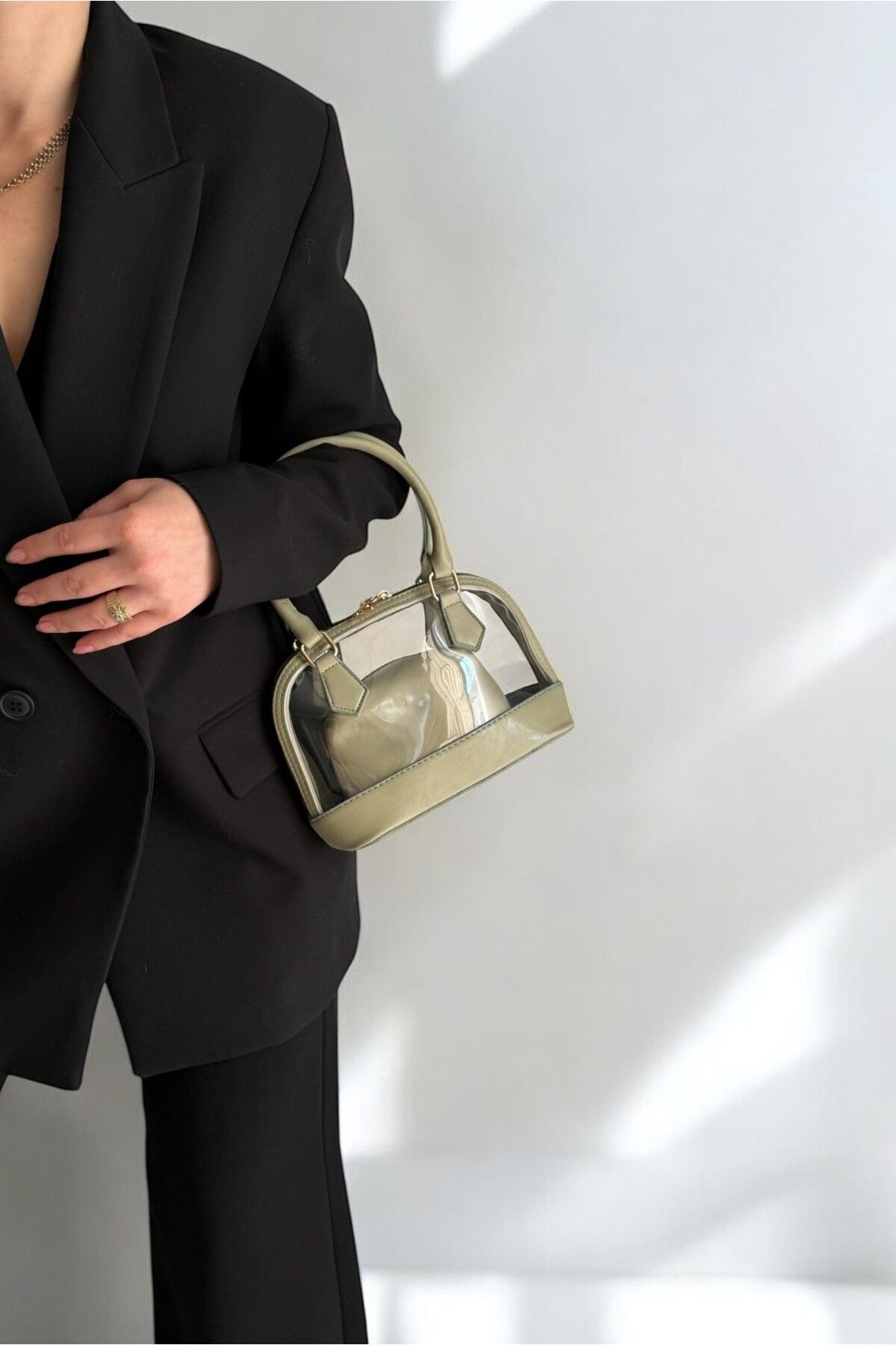 Yuka Atelier Betty Yavrulu Şeffaf ve Çapraz Askılı Mini El Çantası