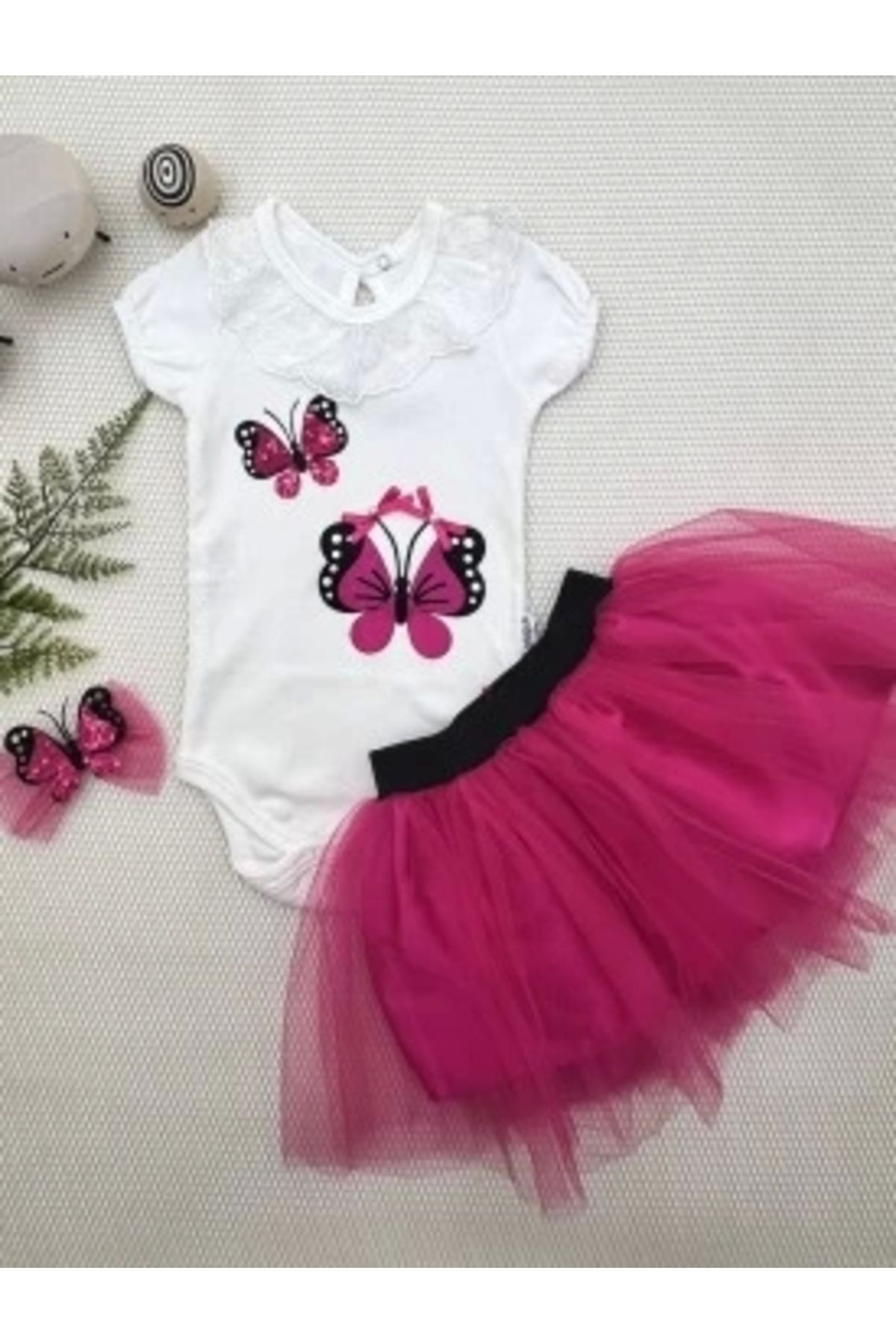 Diji Baby 9-12-18 Ay Payetli Kelebek Nakışlı Taçlı Kısa Kollu Tütü Etek 3lü Kız Bebek Takımı