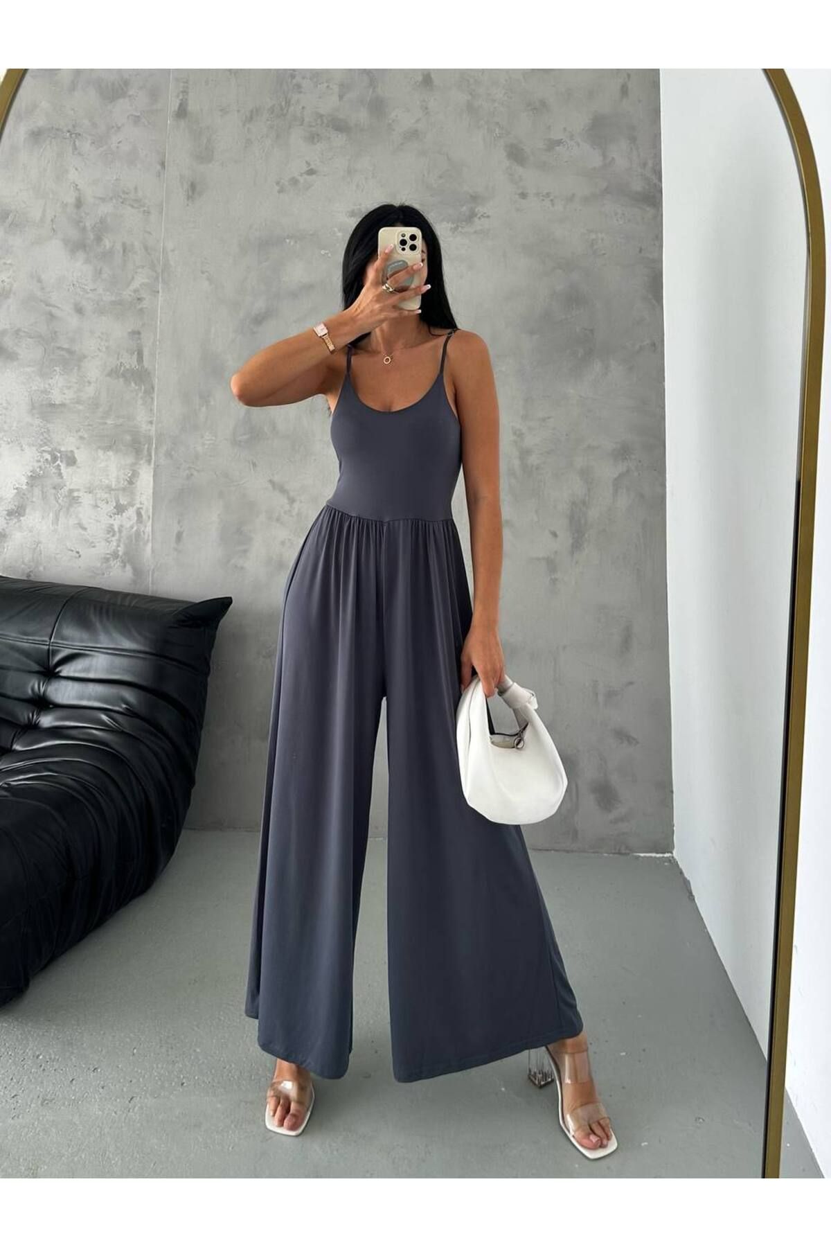 Butik merrline kadın ip askılı esnek sandy kumaş rahat giy çık tulum