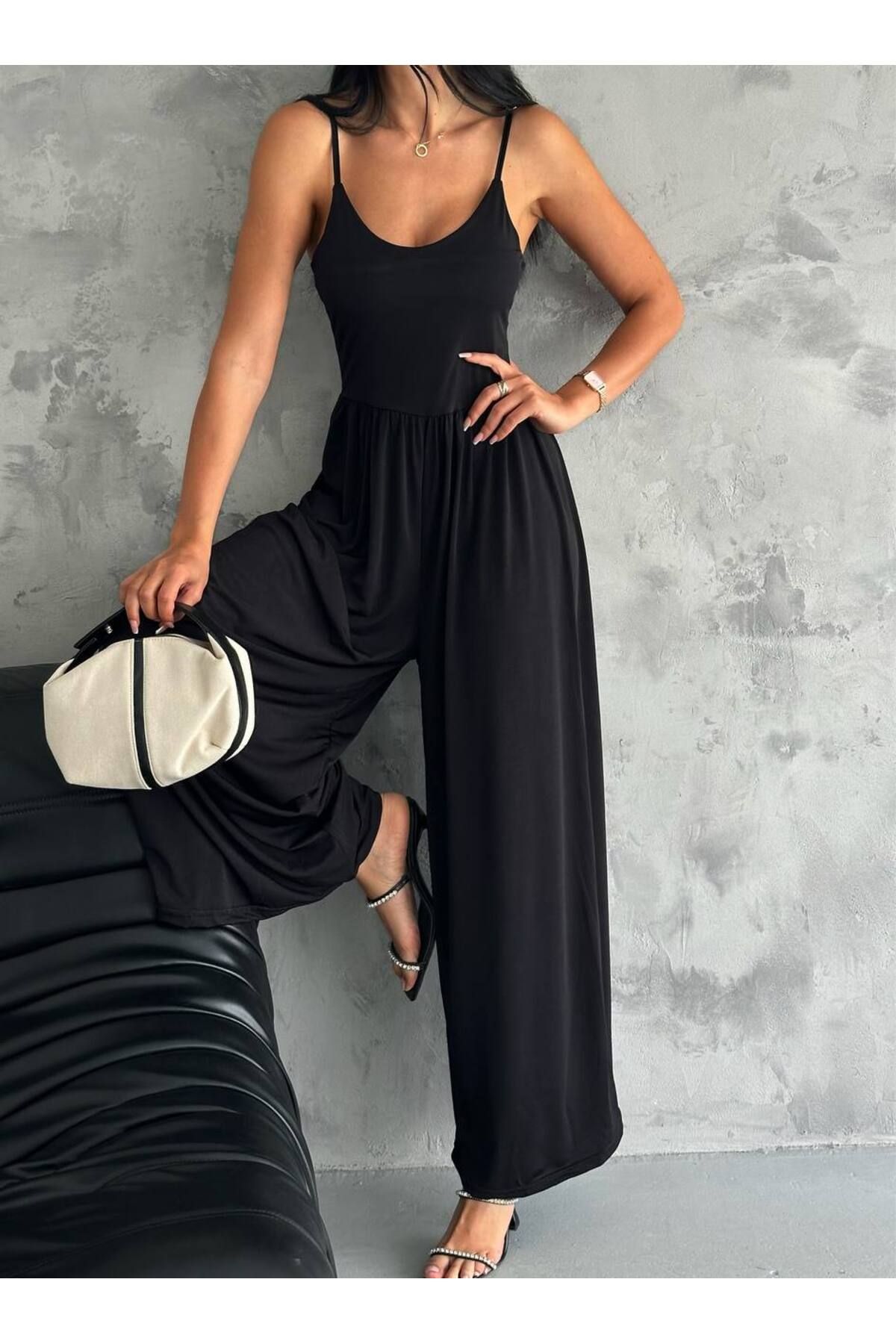 Butik merrline kadın ip askılı esnek sandy kumaş rahat giy çık tulum