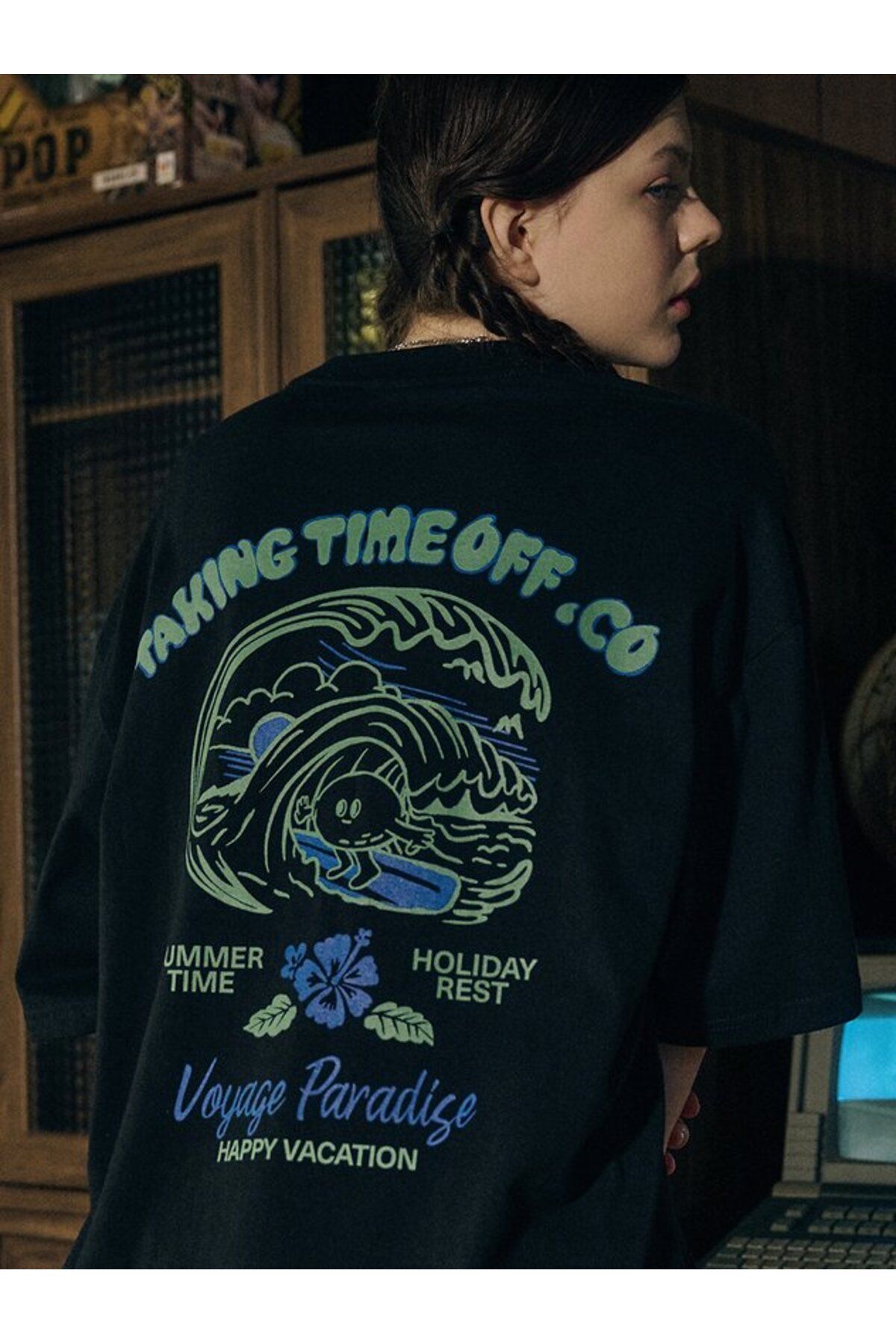 ELNOYA Unisex Pamuklu Siyah Oversize "Taking Time Off" Baskılı Bisiklet Yaka Rahat T-shirt