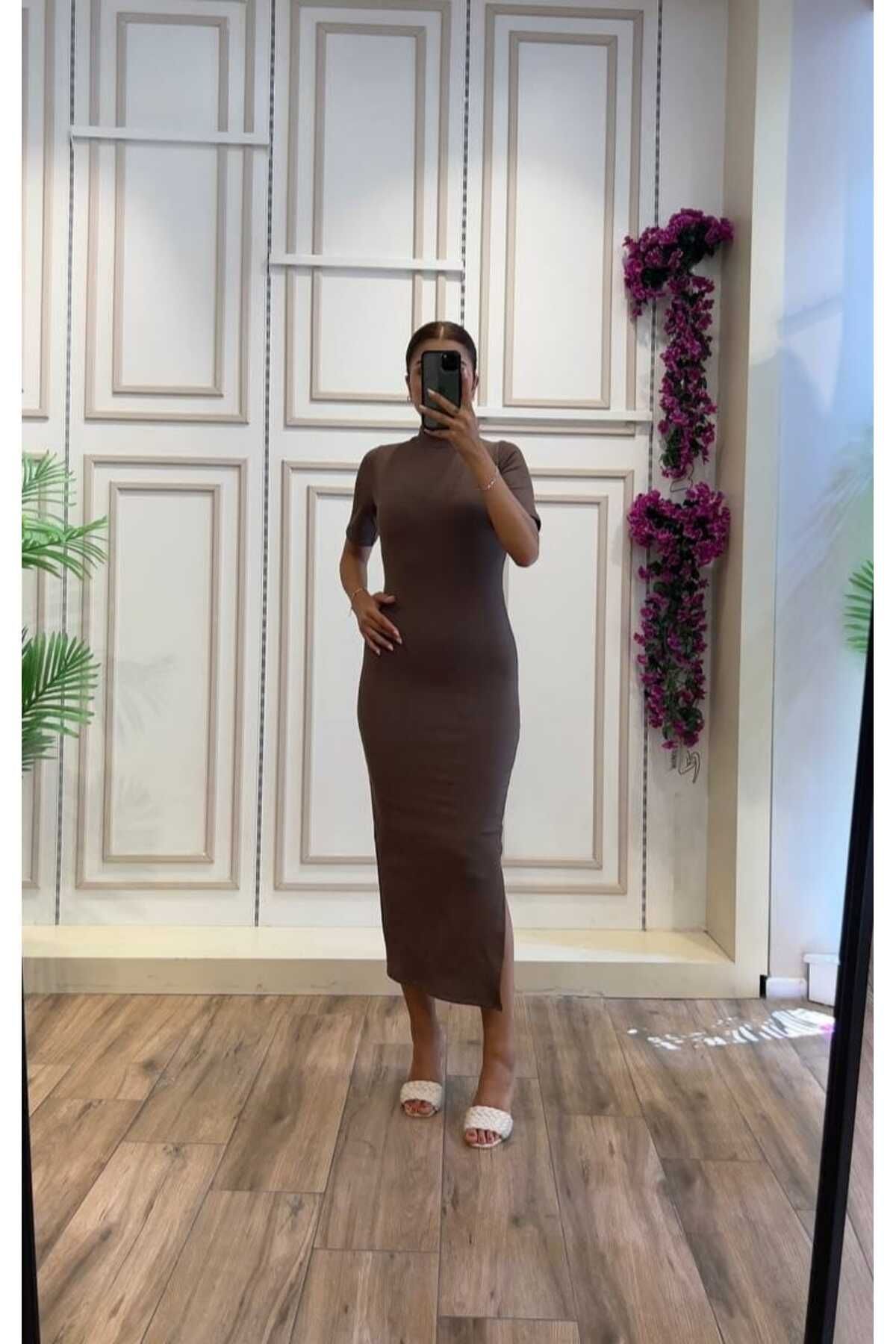 GoyceFashion Kısa Kollu Likralı Kaşkorse Yarım Yırtmaçlı Elbise