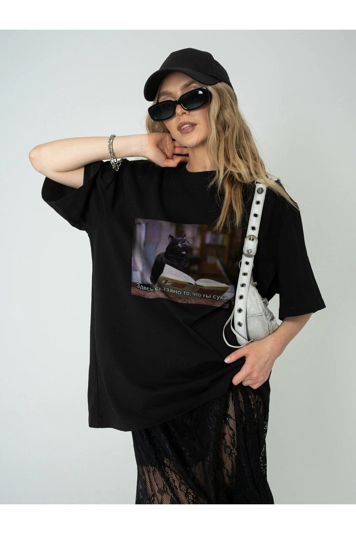 ELNOYA Unisex Pamuklu Siyah Oversize "Zeki Kedi" Baskılı Bisiklet Yaka Rahat T-shirt