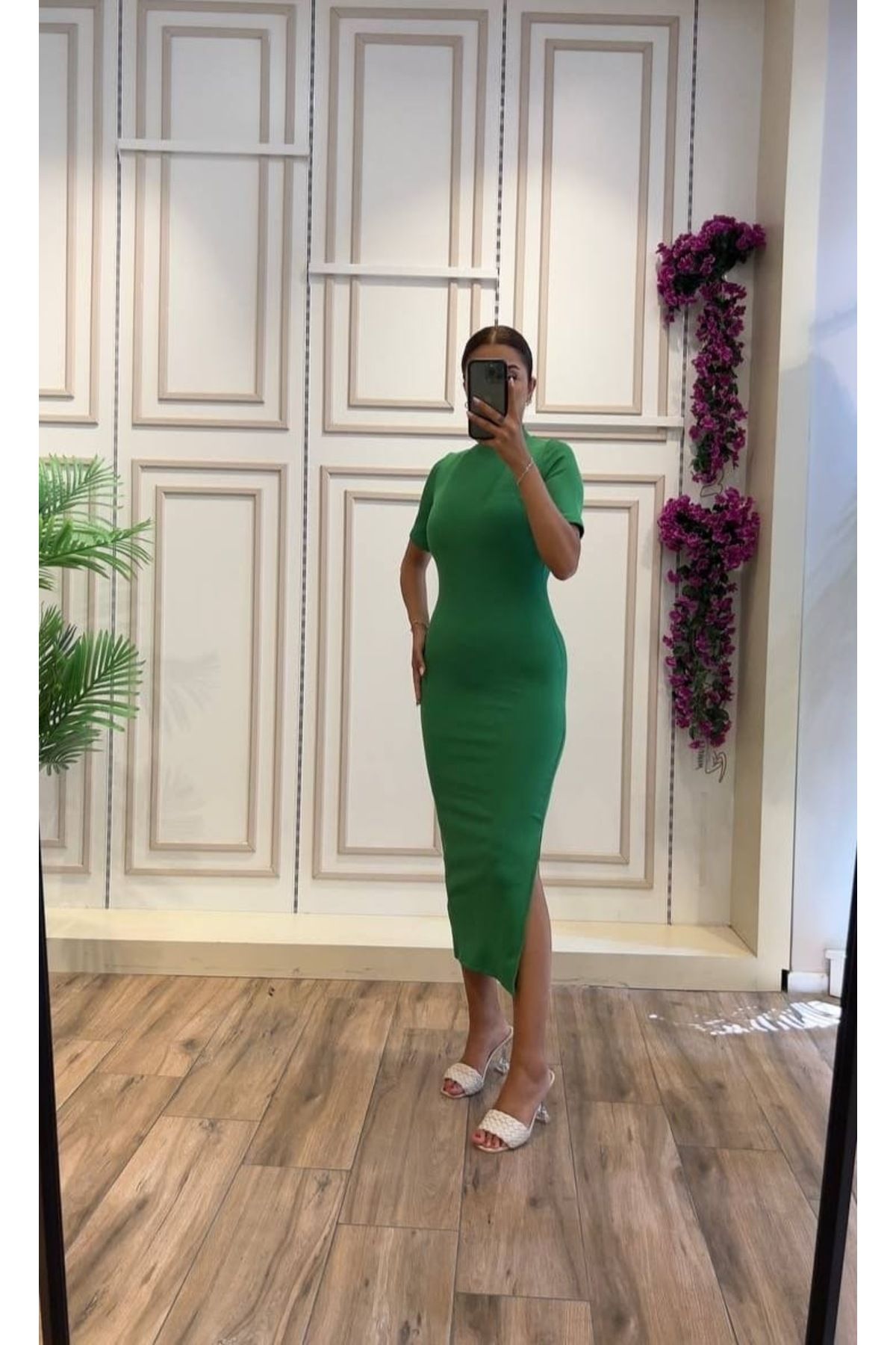 GoyceFashion Kısa Kollu Likralı Kaşkorse Yarım Yırtmaçlı Elbise