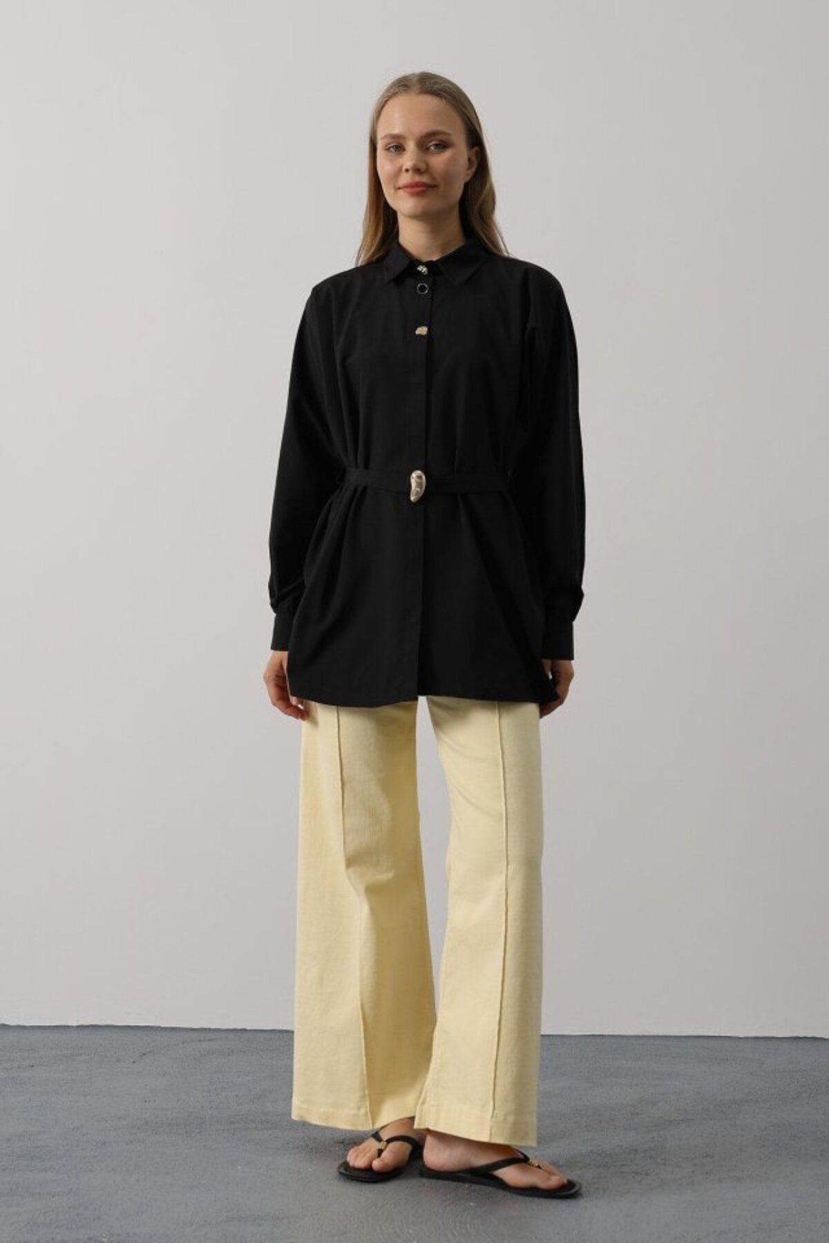 Arben Boutique Kuşak Detaylı Tunik Gömlek - Siyah