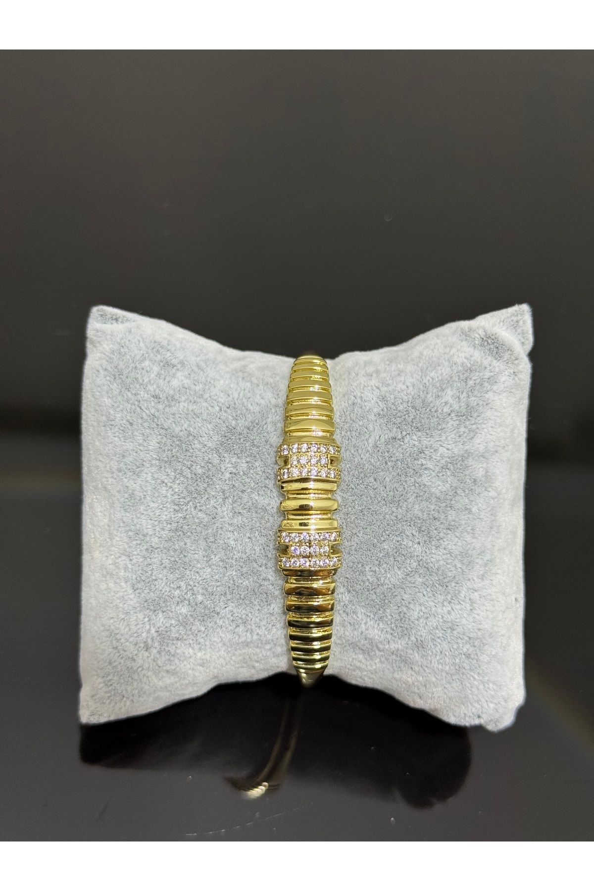 XUPING JEWELRY 18k zirkon taşlı gold kelepçeli bileklik paslanmaz kararmaz