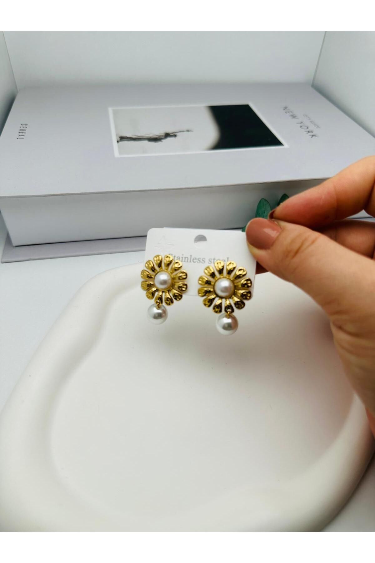 HEDİYELANDY İnci Detaylı Çelik Küpe (Gold) Kp515